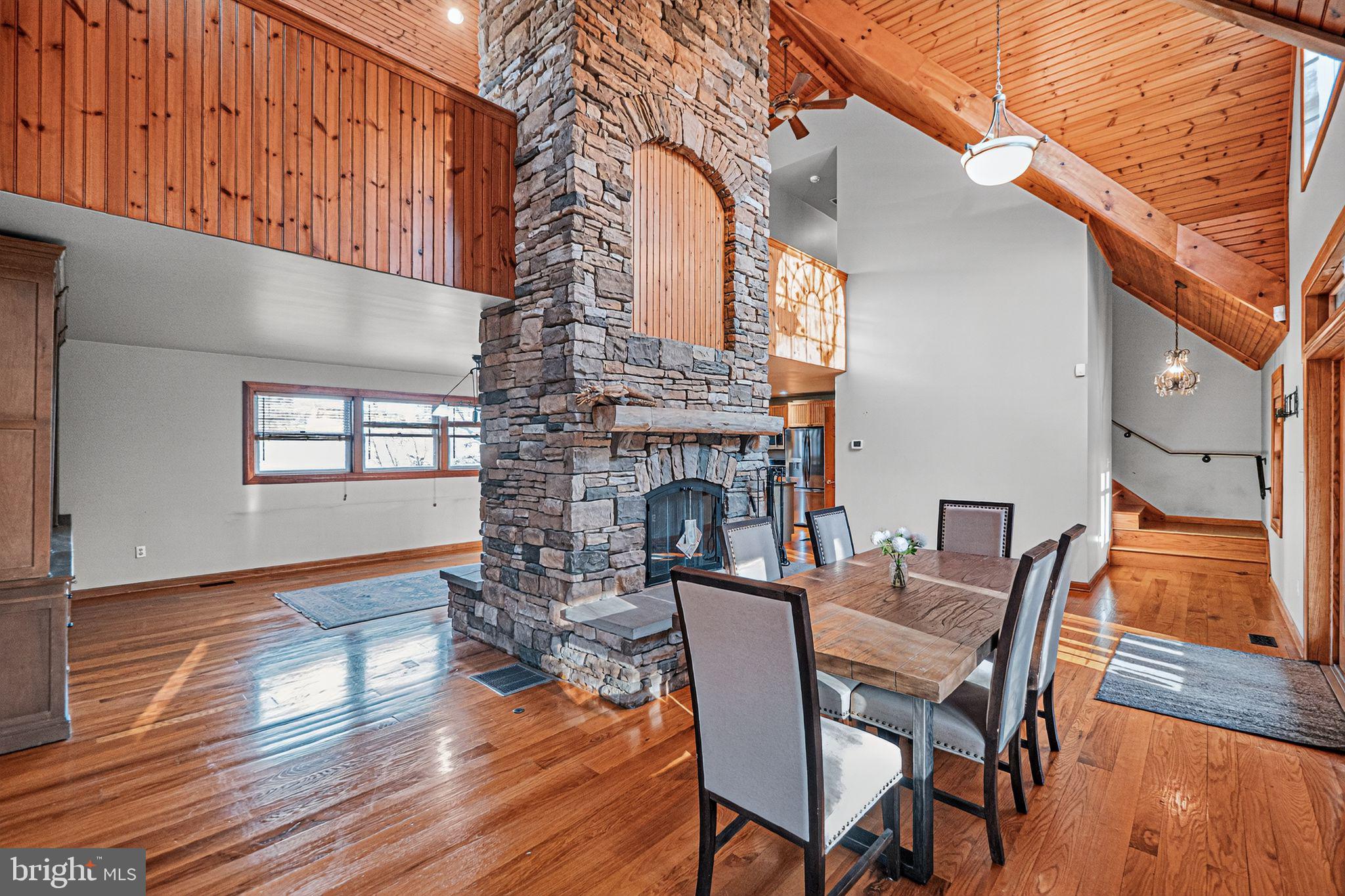 RITTERS HIDDEN VALLEY - Residential