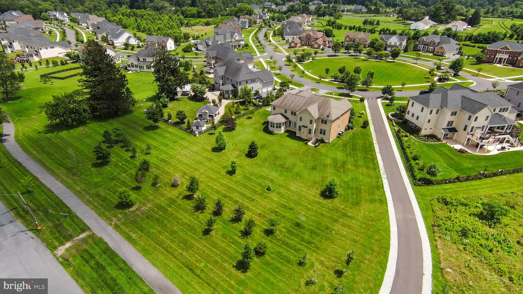 TROTTERS GLEN - Residential