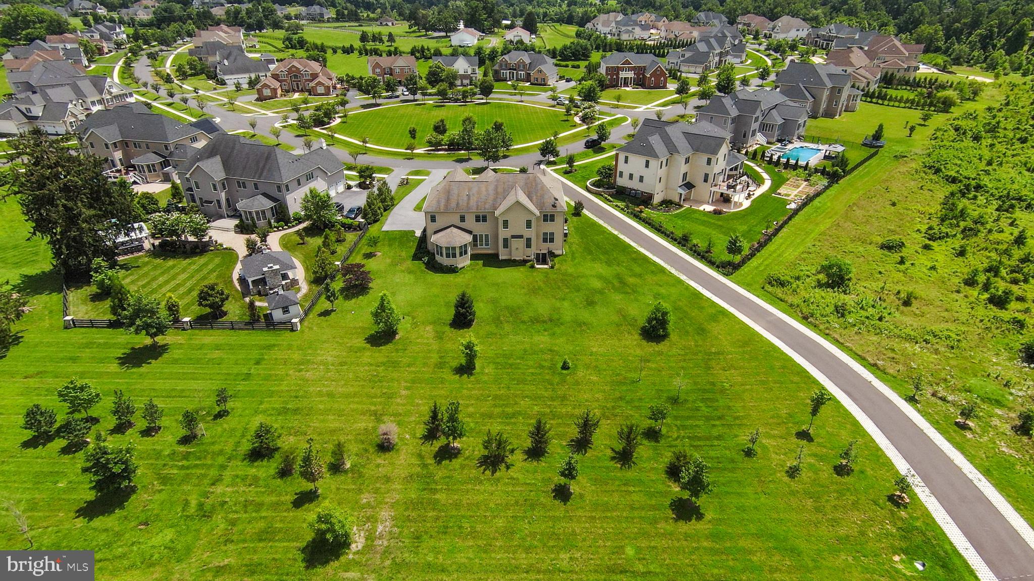 TROTTERS GLEN - Residential