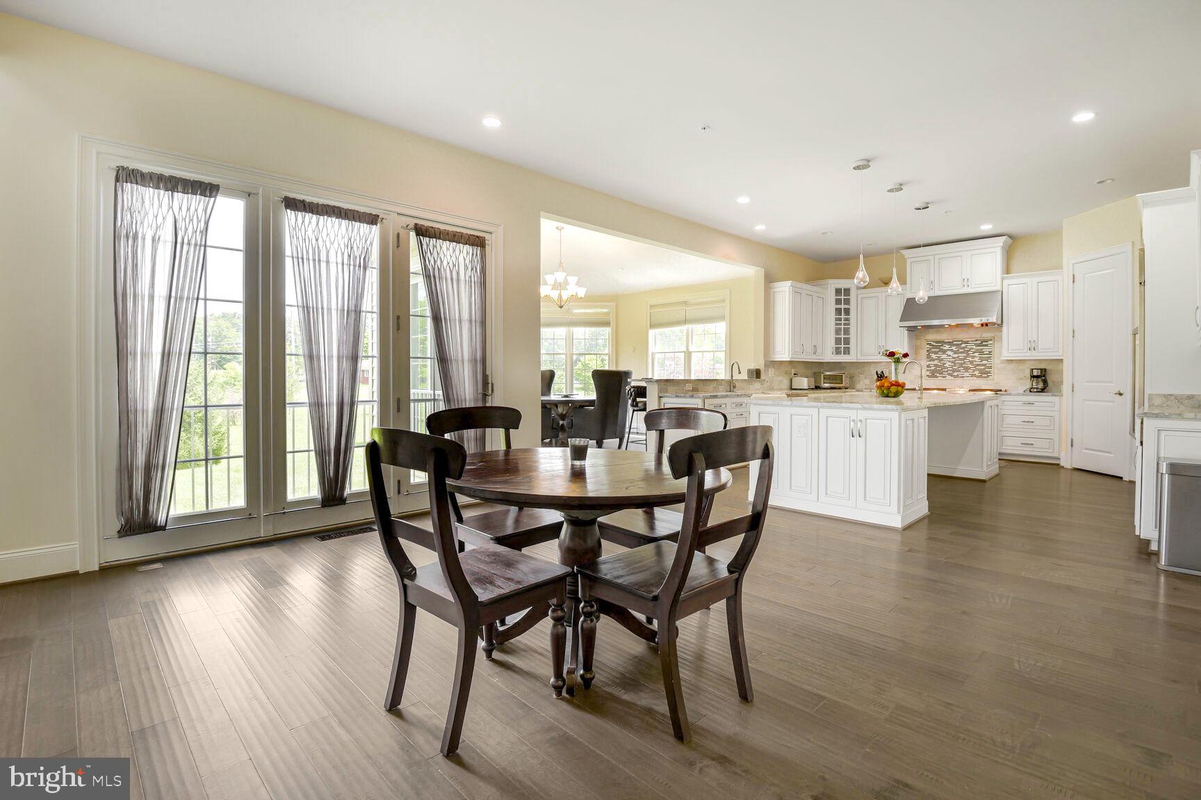 TROTTERS GLEN - Residential