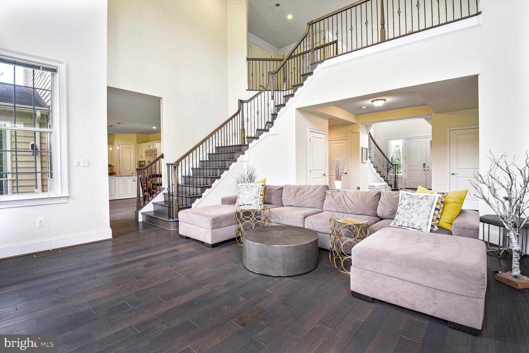 TROTTERS GLEN - Residential