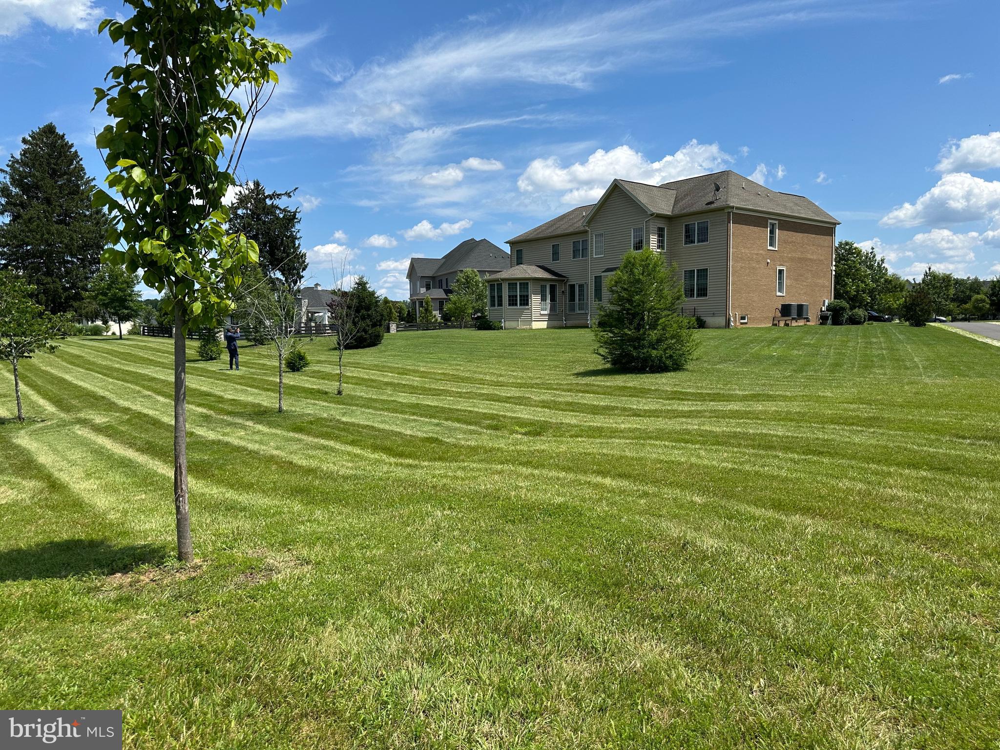 TROTTERS GLEN - Residential