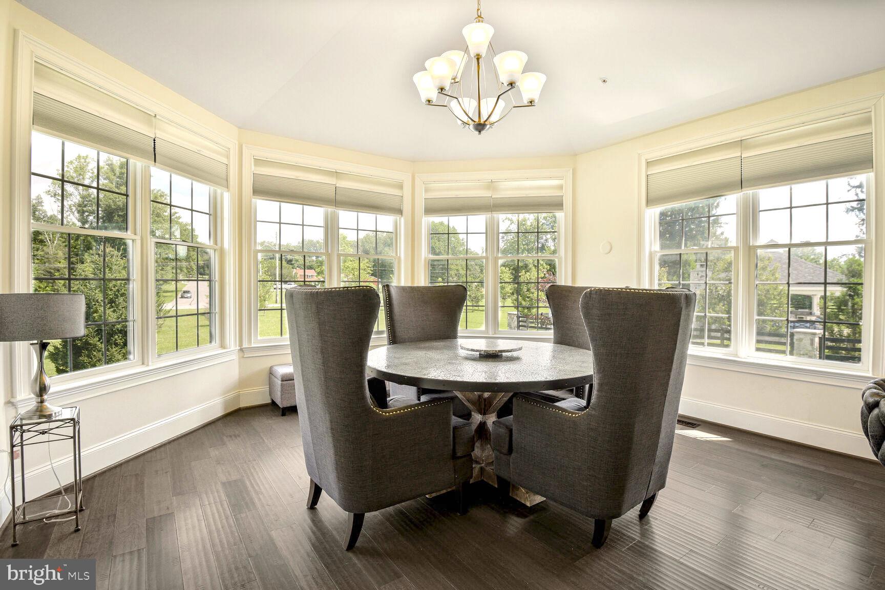 TROTTERS GLEN - Residential