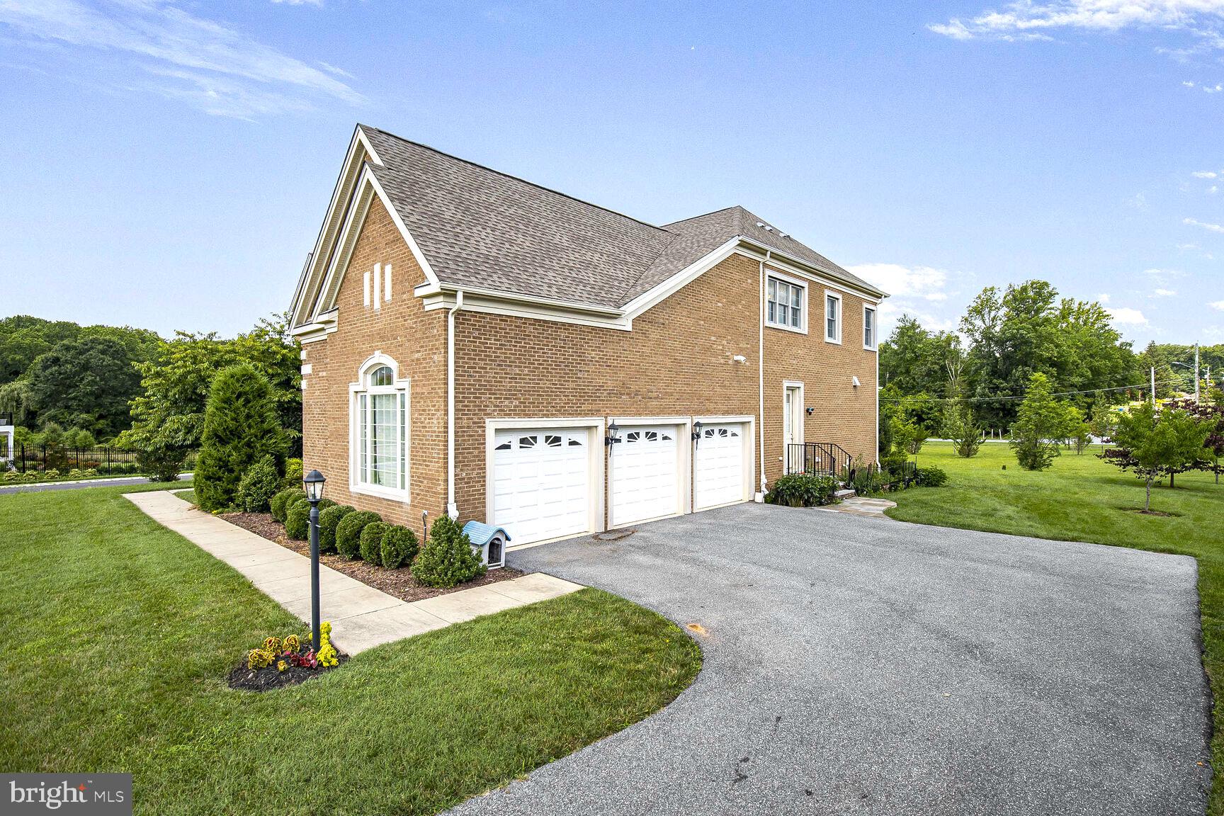 TROTTERS GLEN - Residential