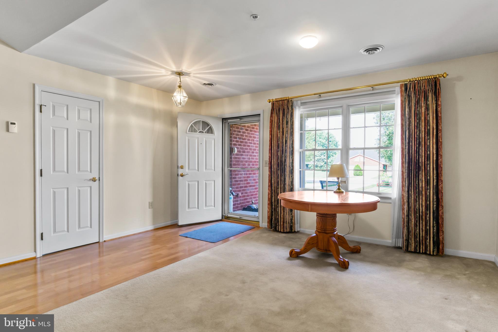 ENGLEBROOK PARK - Residential