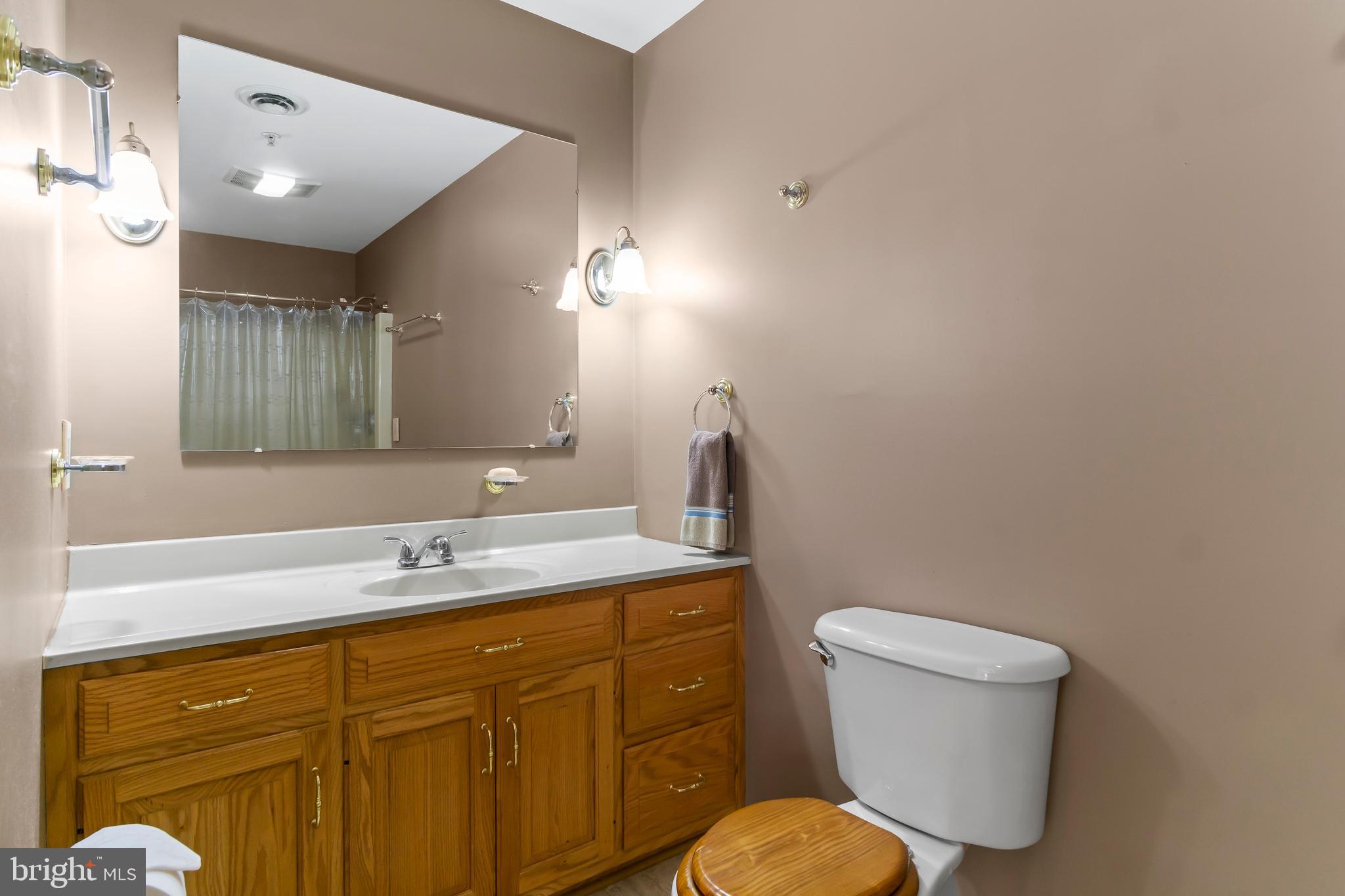 ENGLEBROOK PARK - Residential