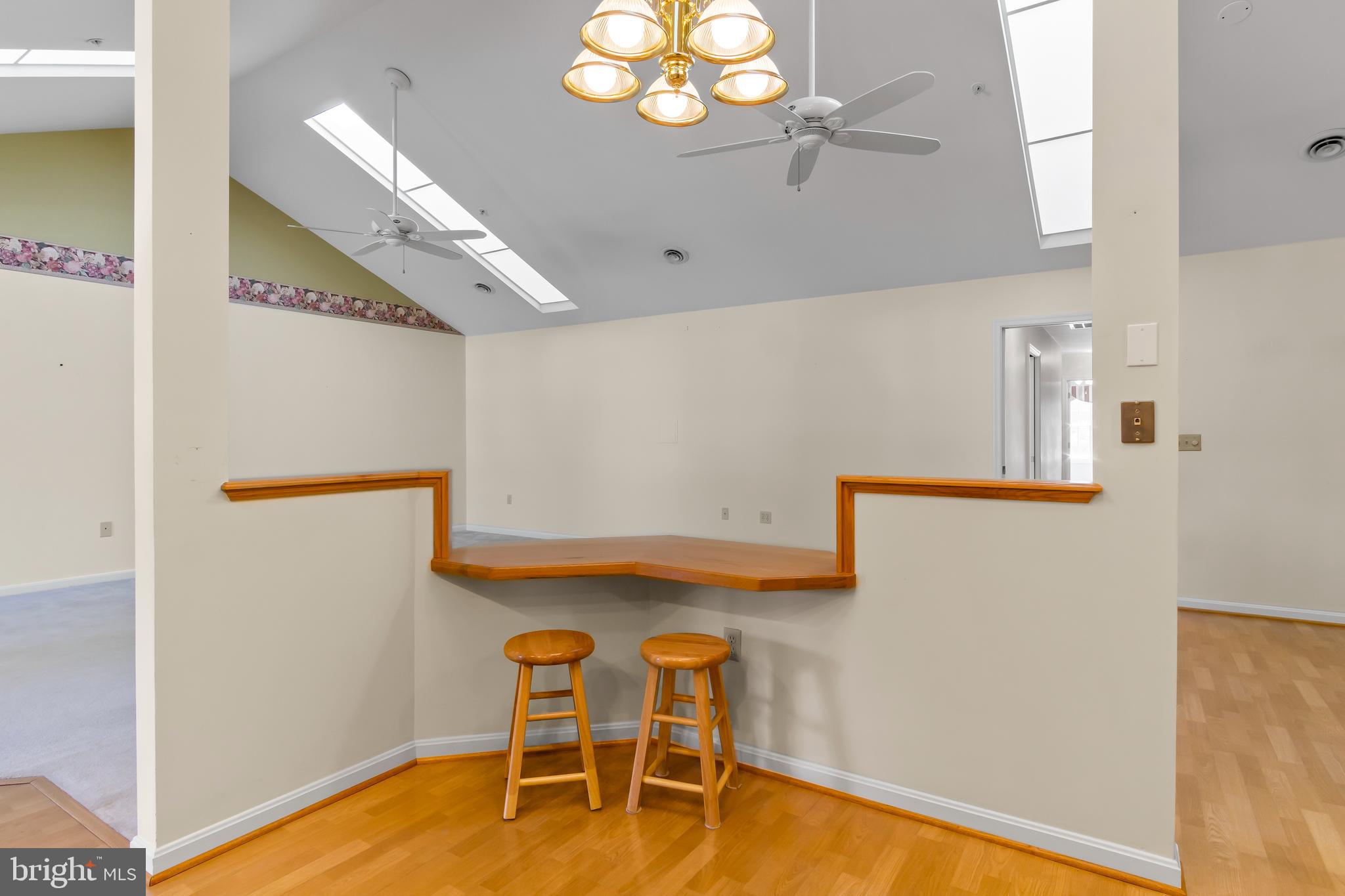 ENGLEBROOK PARK - Residential