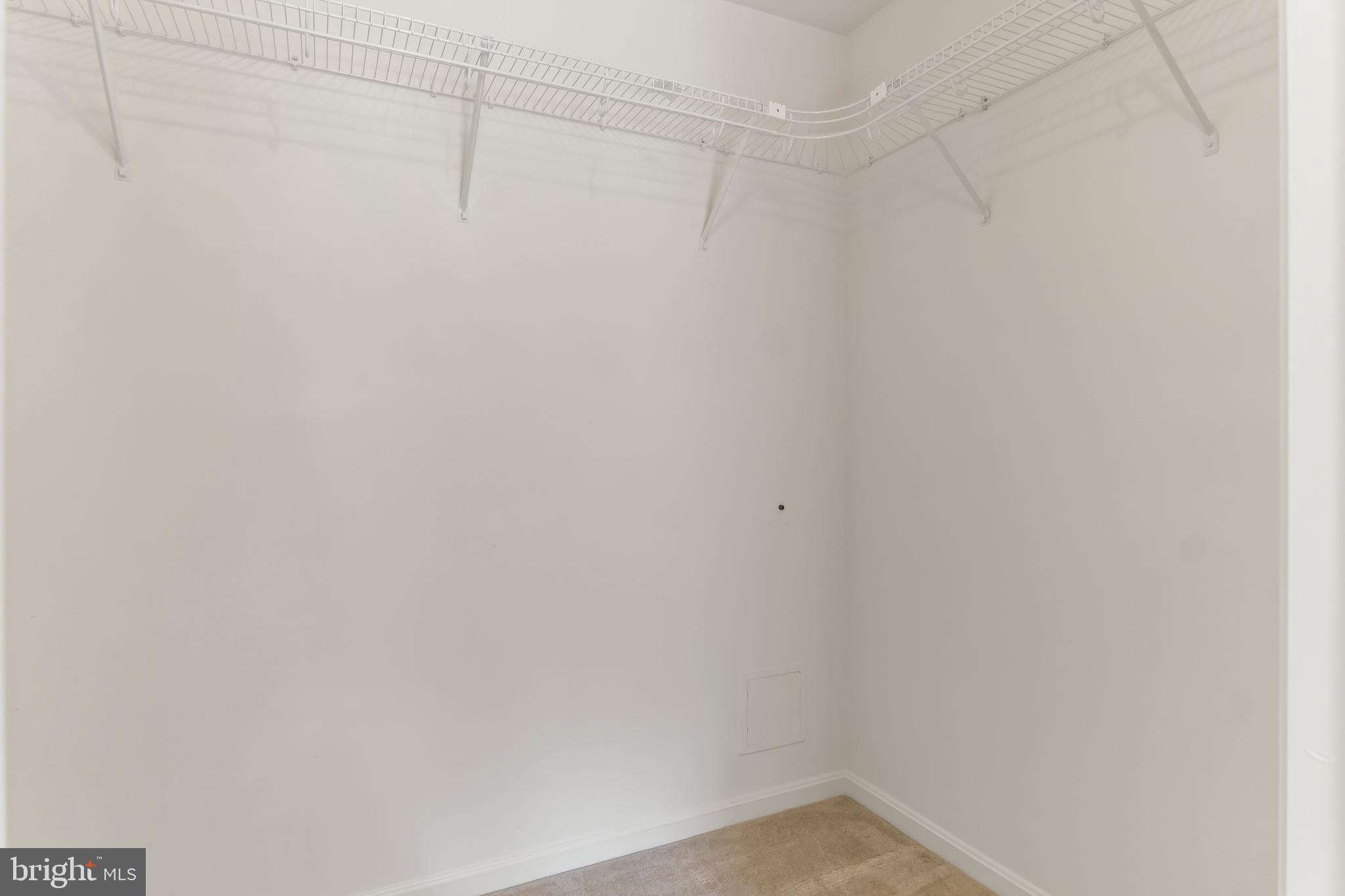 ENGLEBROOK PARK - Residential