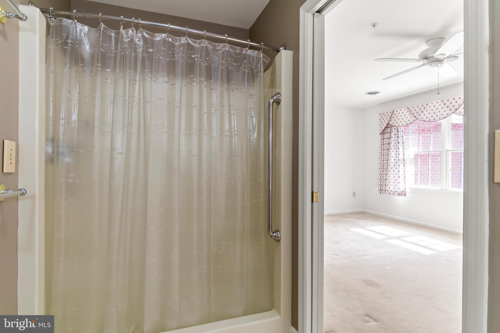 ENGLEBROOK PARK - Residential