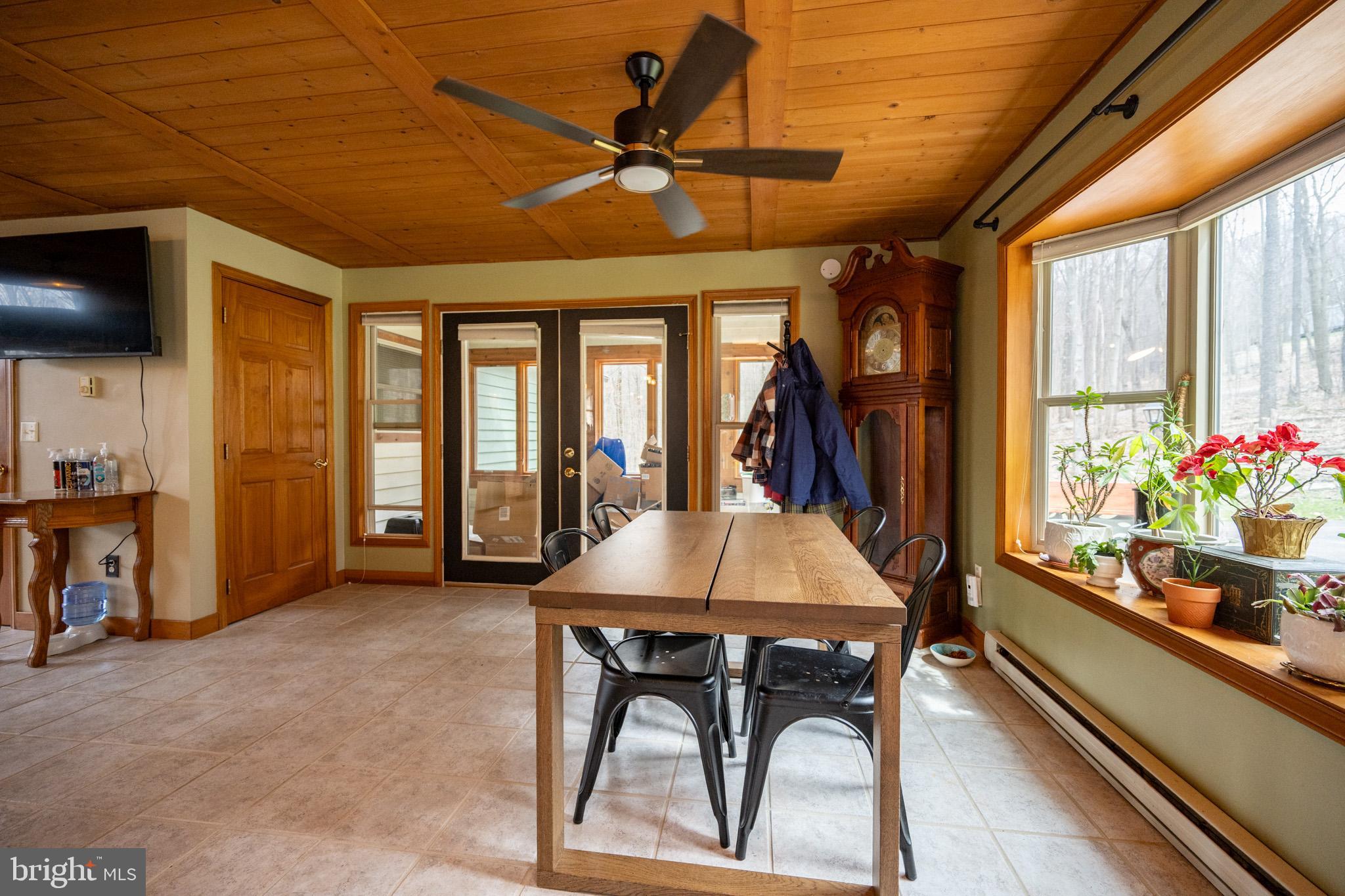 APPALACHIAN VILLAGE - Residential