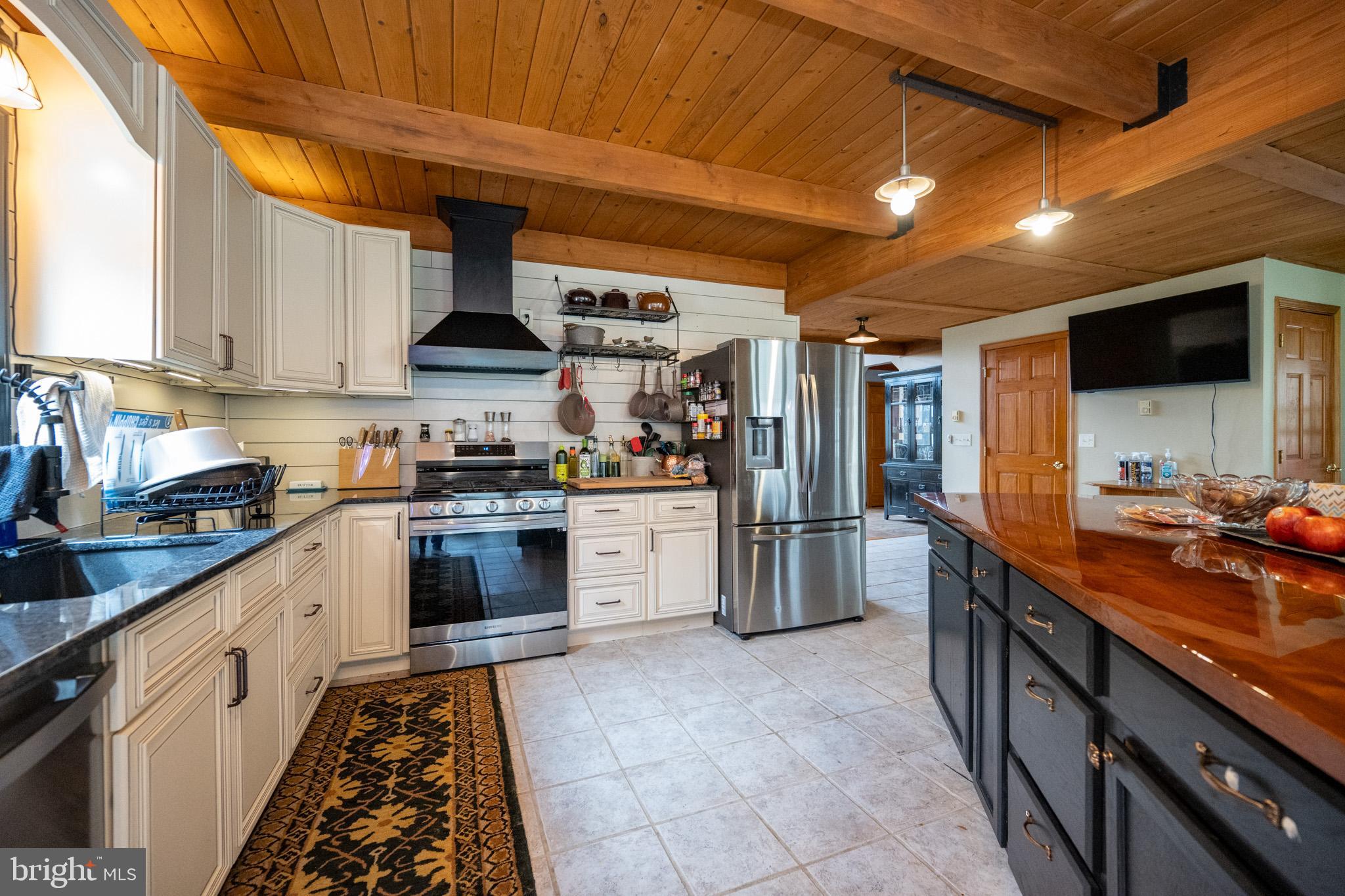 APPALACHIAN VILLAGE - Residential