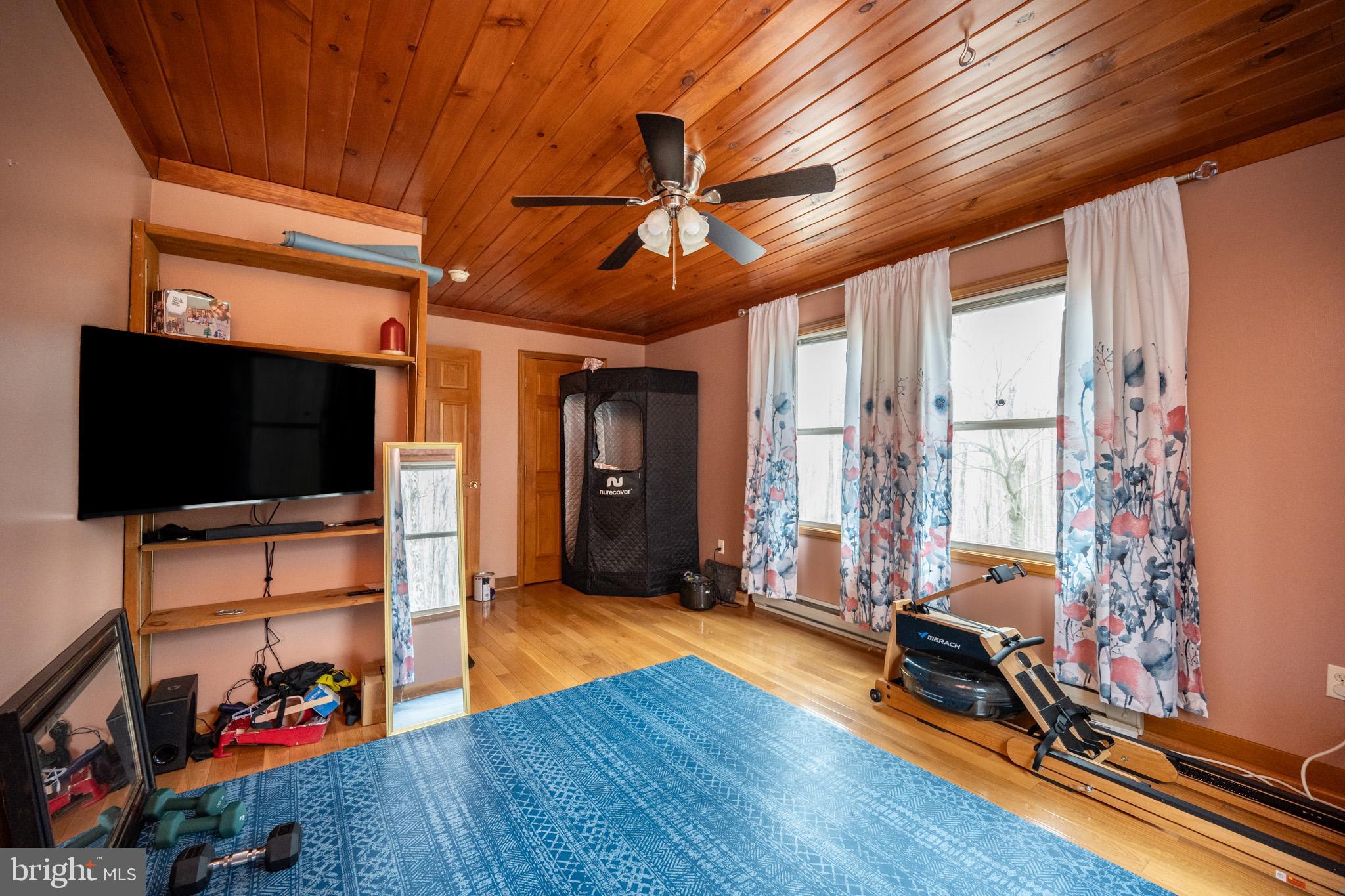 APPALACHIAN VILLAGE - Residential