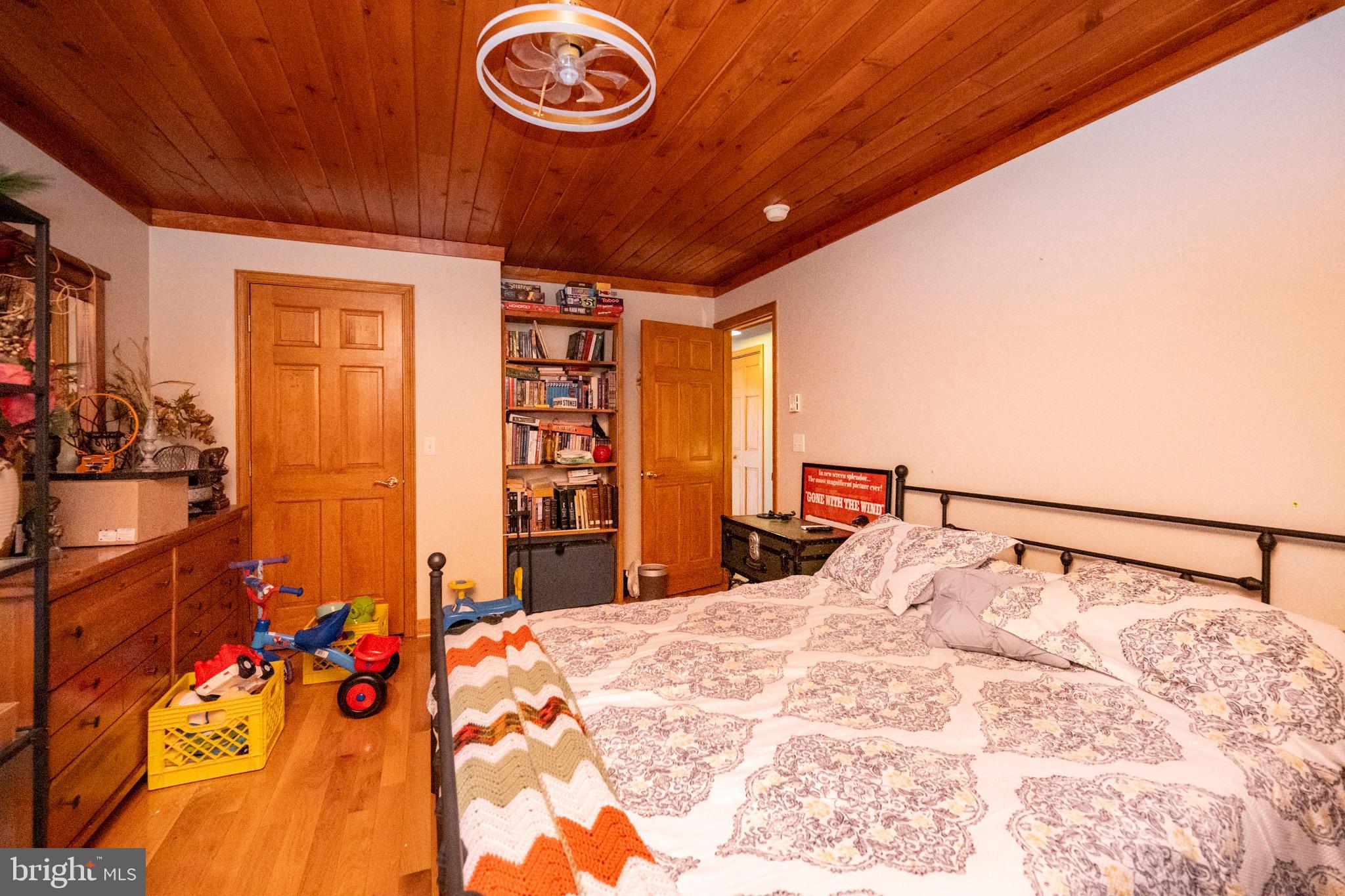 APPALACHIAN VILLAGE - Residential