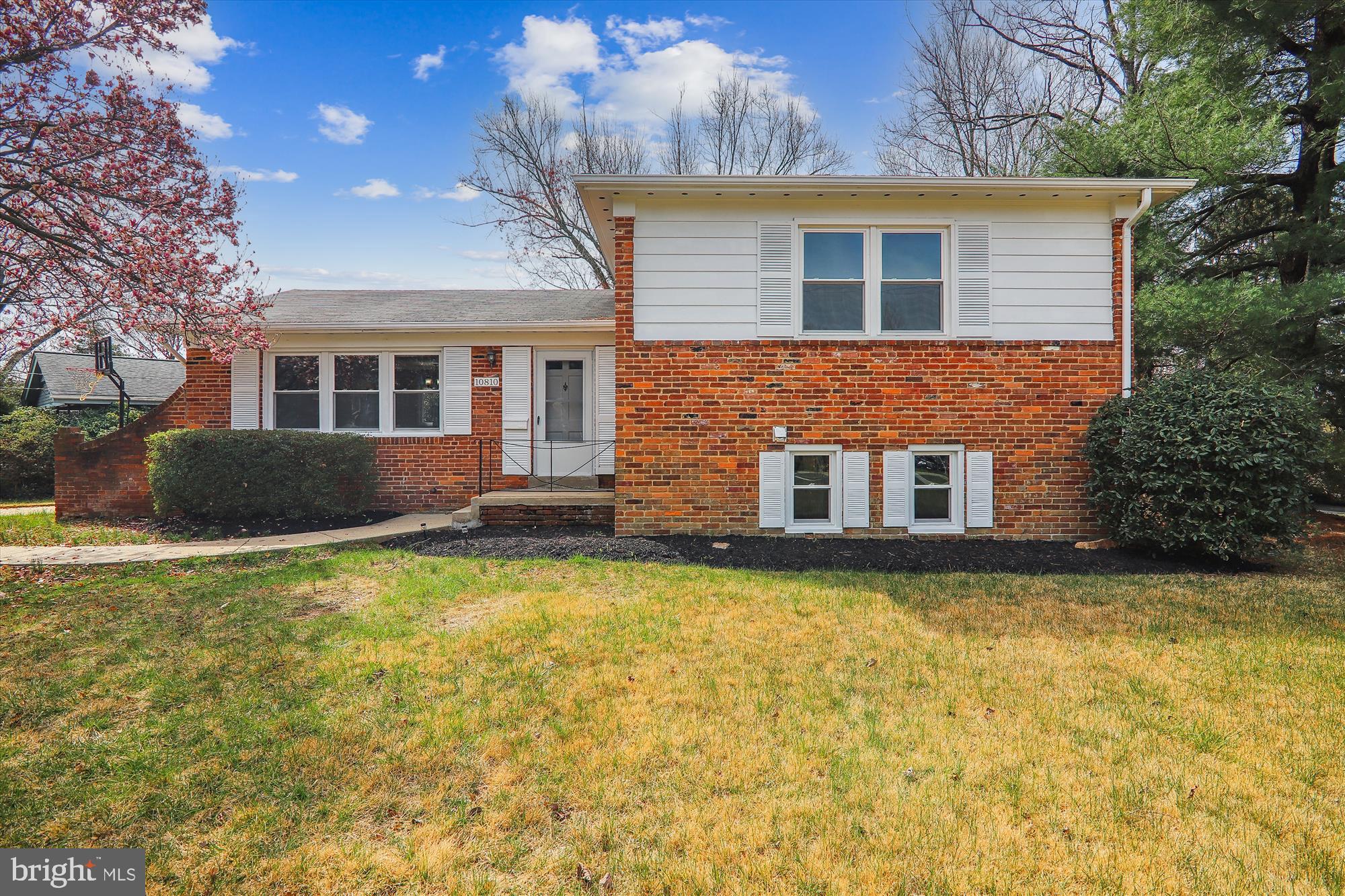 NORTHWEST BRANCH ESTATES - Residential