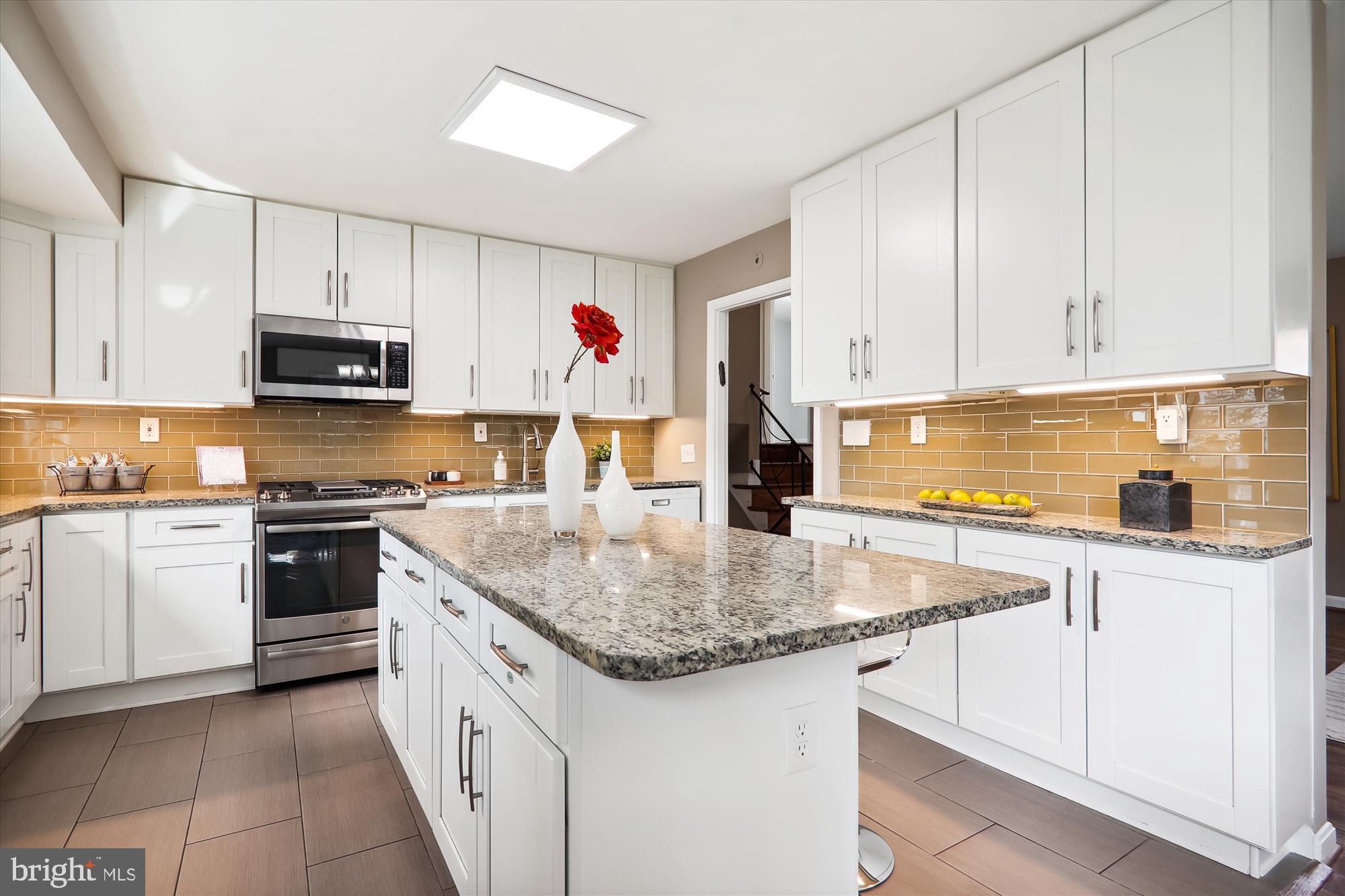 NORTHWEST BRANCH ESTATES - Residential