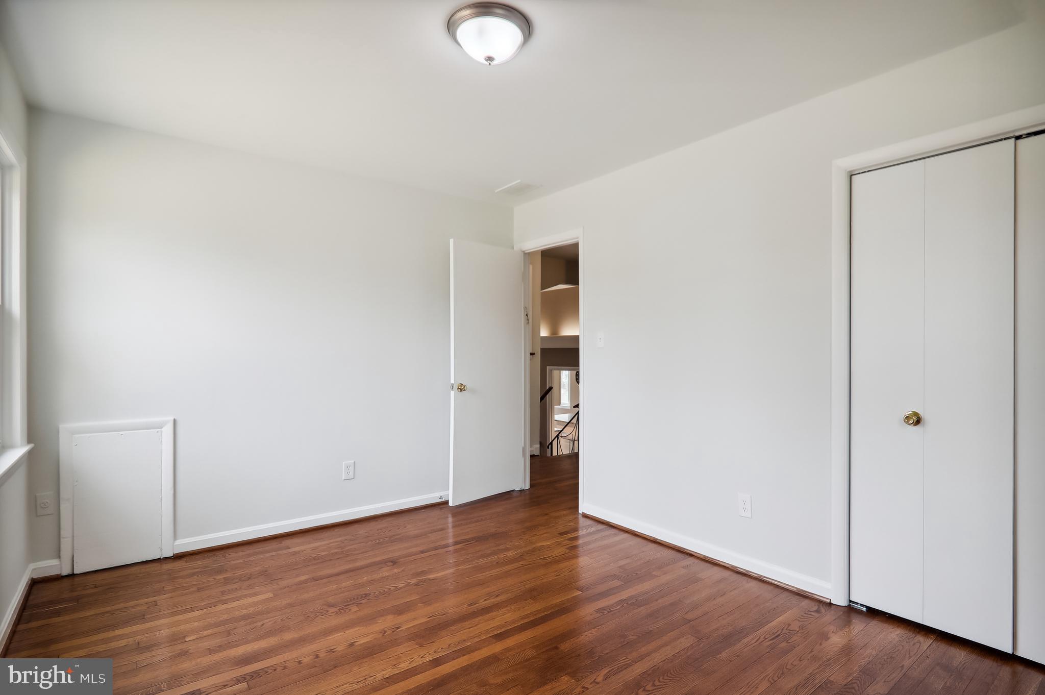 NORTHWEST BRANCH ESTATES - Residential