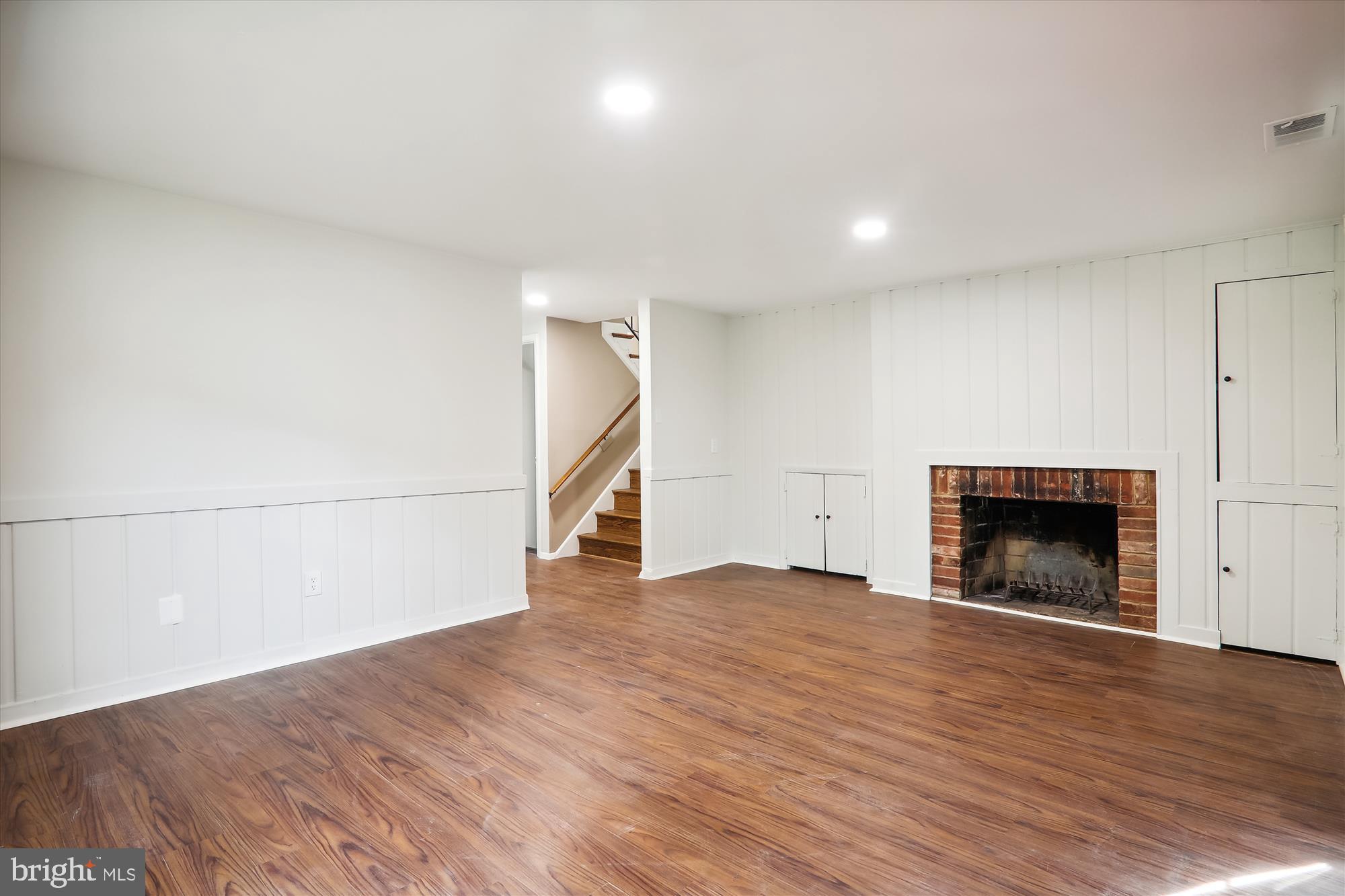 NORTHWEST BRANCH ESTATES - Residential