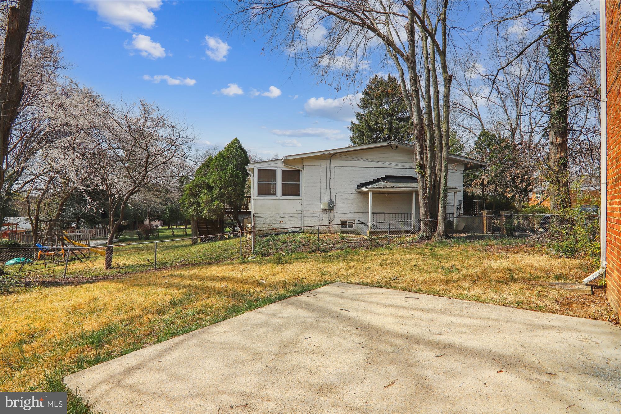 NORTHWEST BRANCH ESTATES - Residential