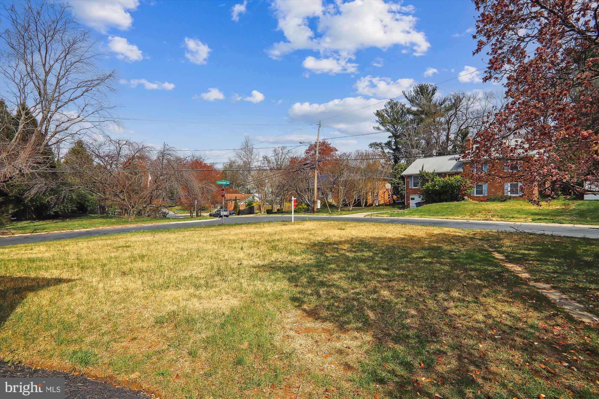 NORTHWEST BRANCH ESTATES - Residential