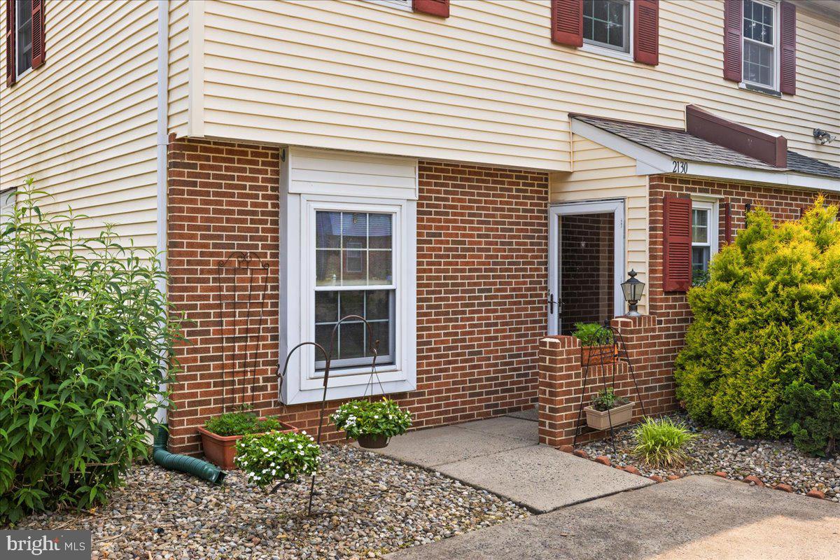 2130 FORT BEVON ROAD
