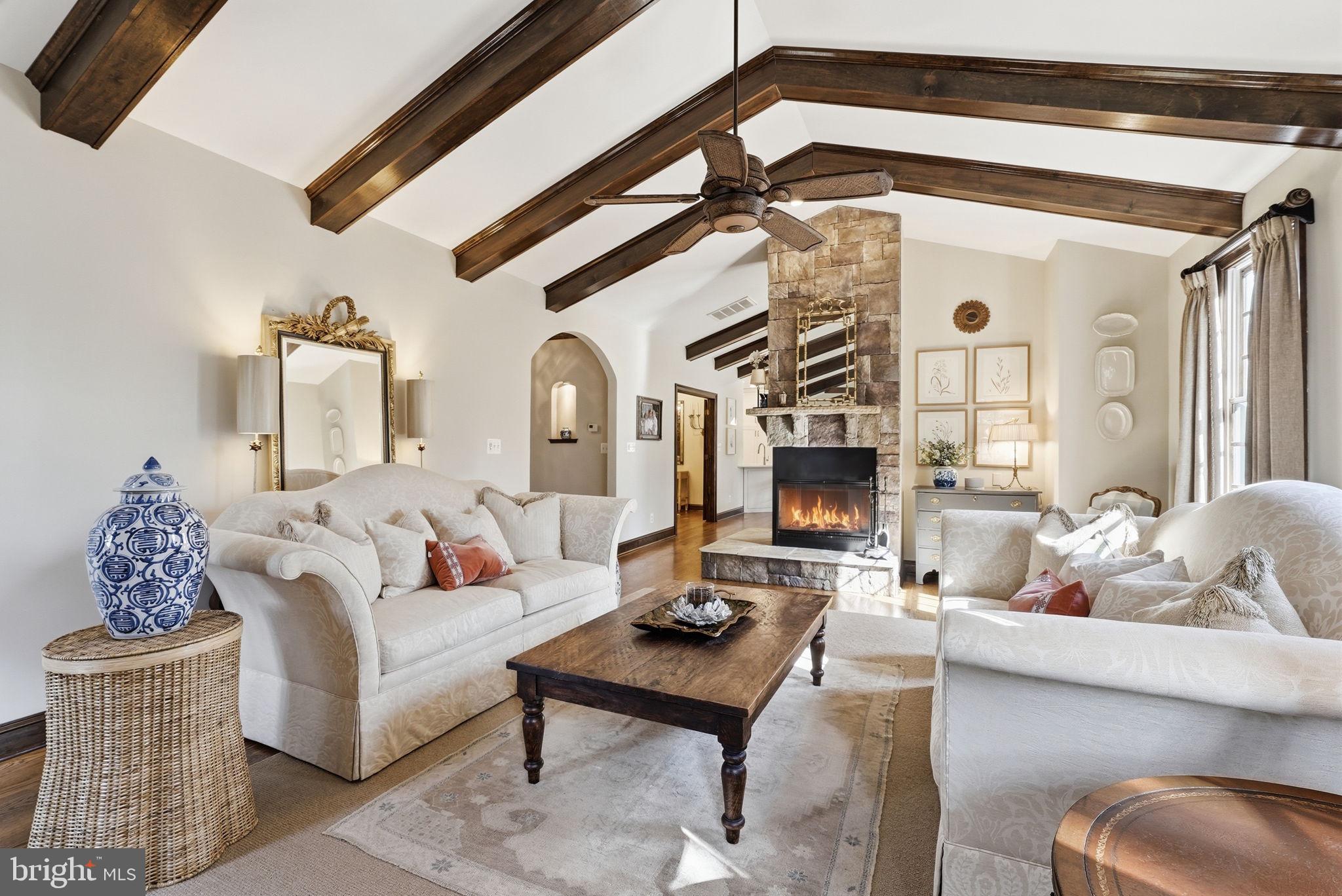 FAWN LAKE - Residential