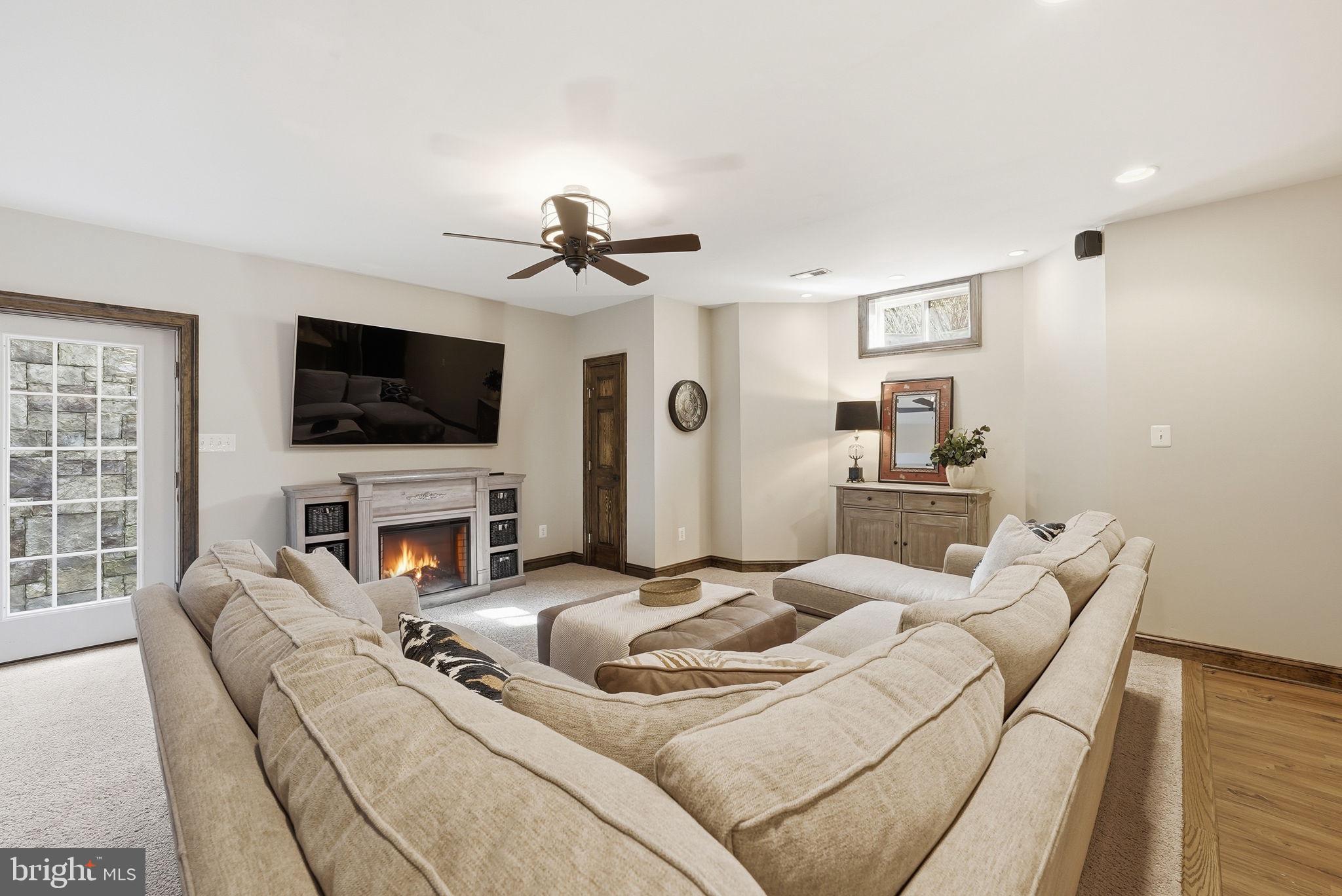 FAWN LAKE - Residential