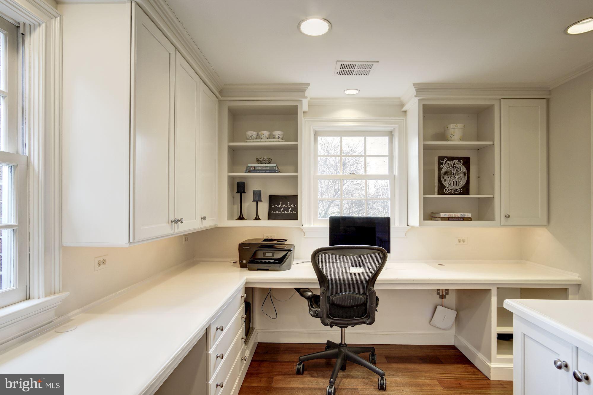 YATES GARDENS - Residential