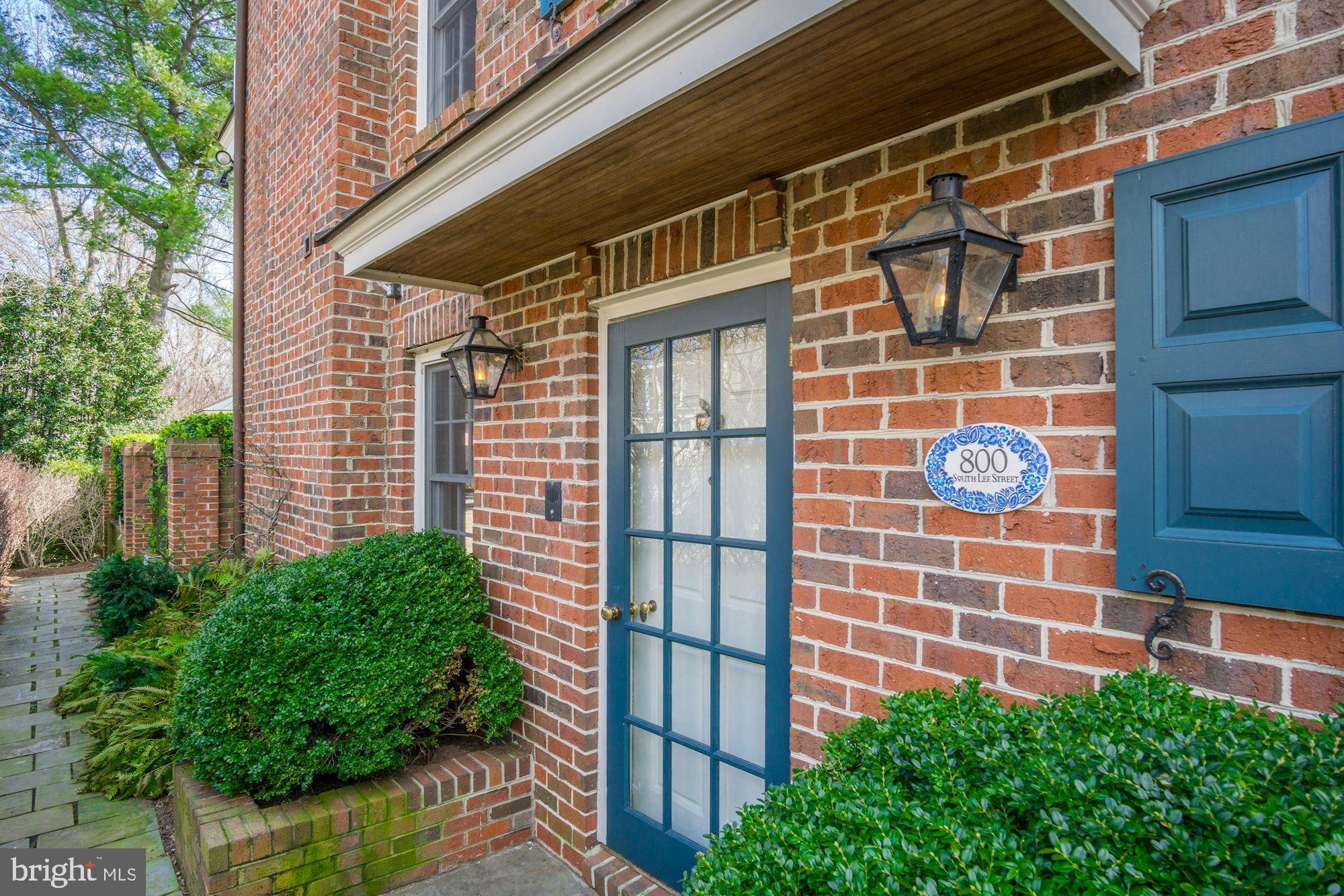 YATES GARDENS - Residential