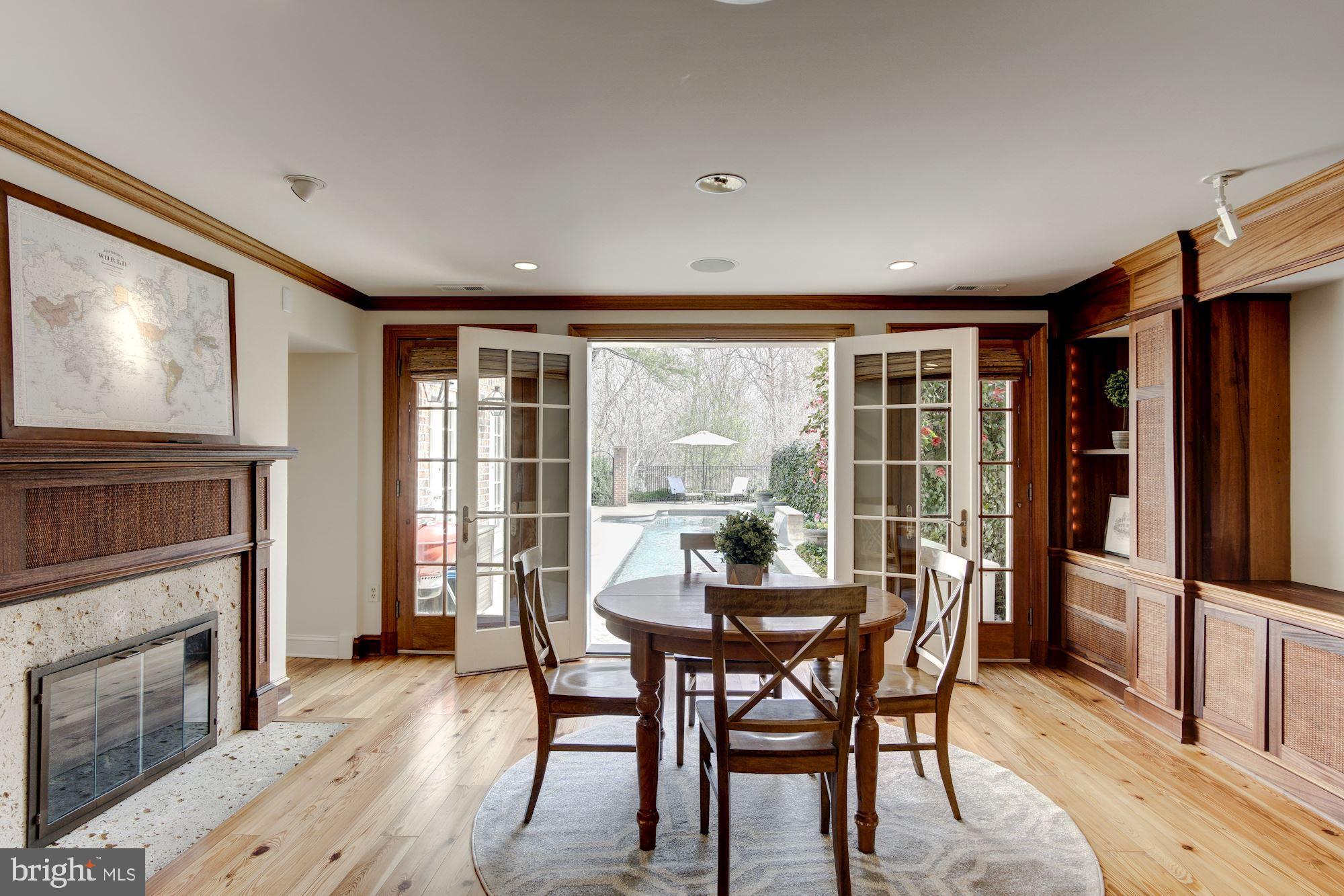 YATES GARDENS - Residential