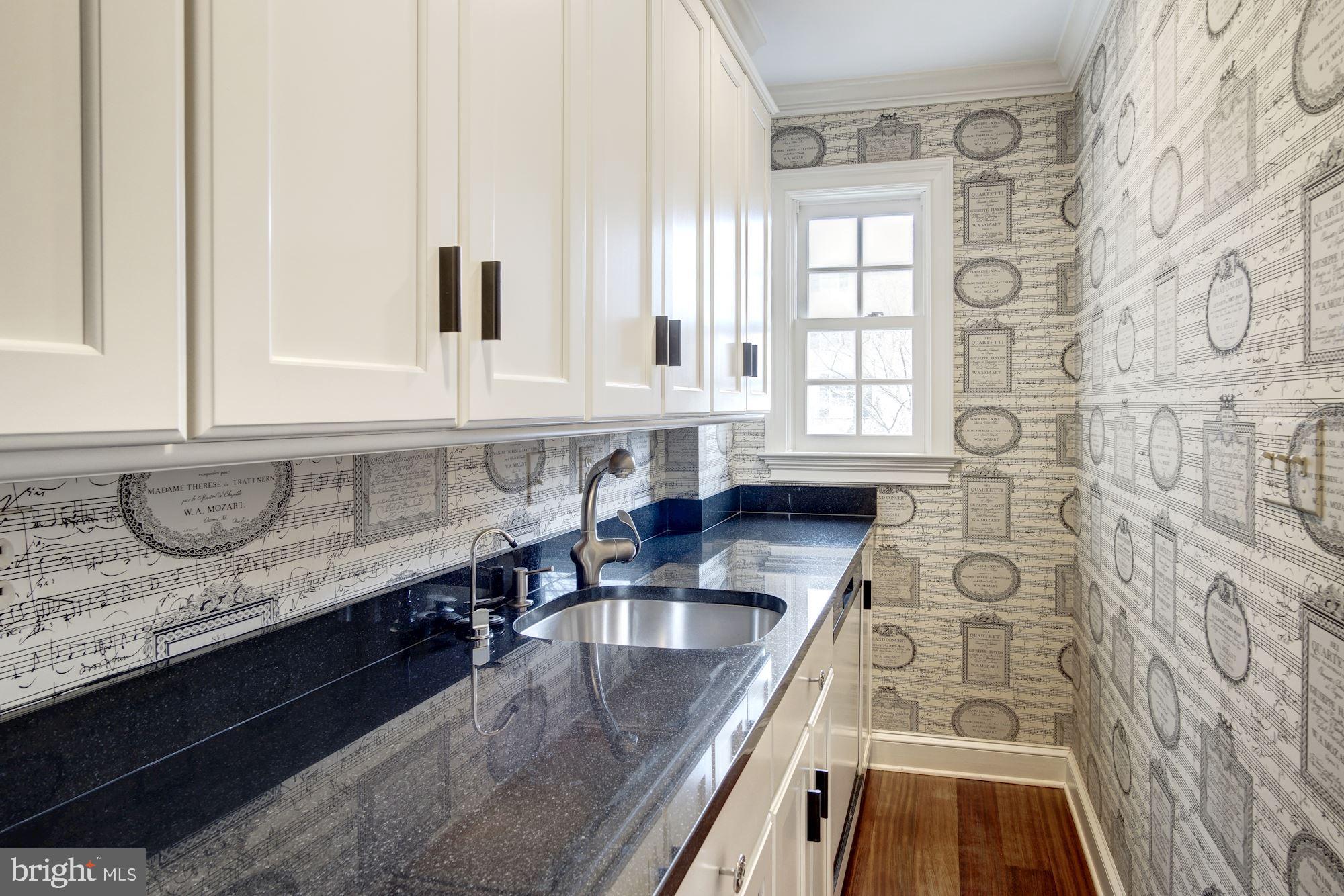 YATES GARDENS - Residential