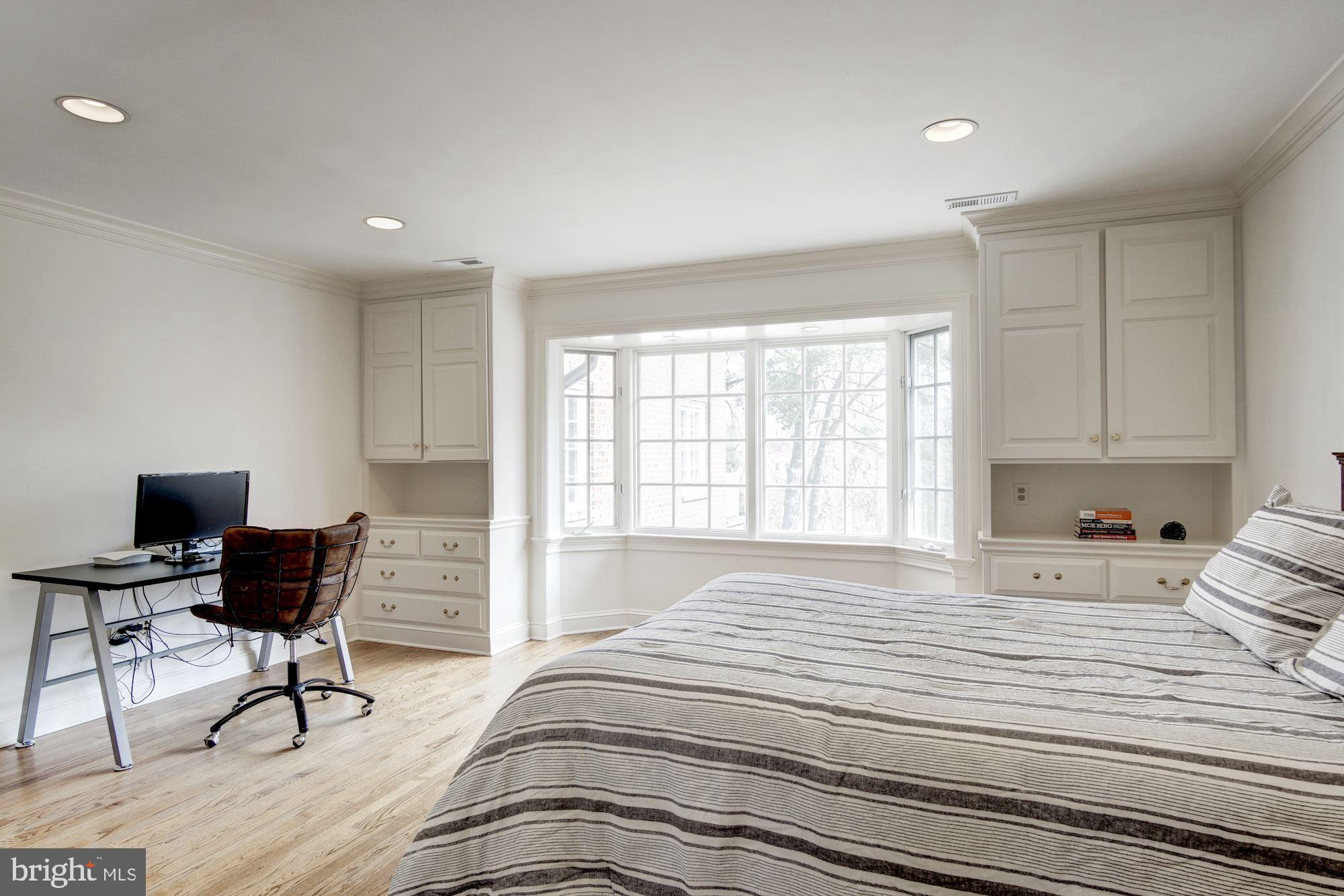 YATES GARDENS - Residential