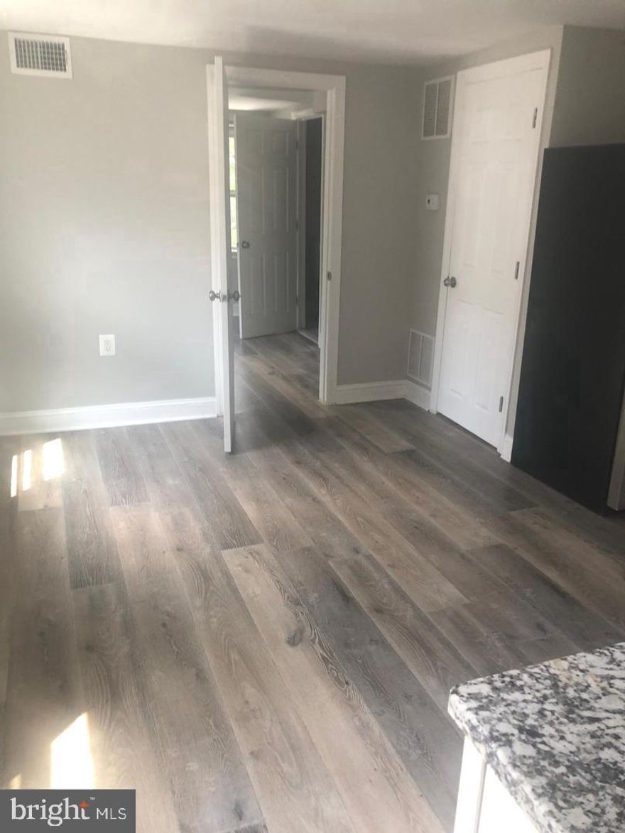 Come check out this beautiful 1 bedroom, 1 bath rental on Reed Street! It features newer hardwood floors, a granite countertop, stainless steel appliances, and maple cabinets. The bathroom was also recently renovated. It has central air and is all gas heating. Great walk score of 94 and it is close to Columbus Blvd, Washington Ave and all surrounding shopping, bars, and restaurants! Tenant will pay an additional $50 monthly for water.  Photos are from a previous listing.