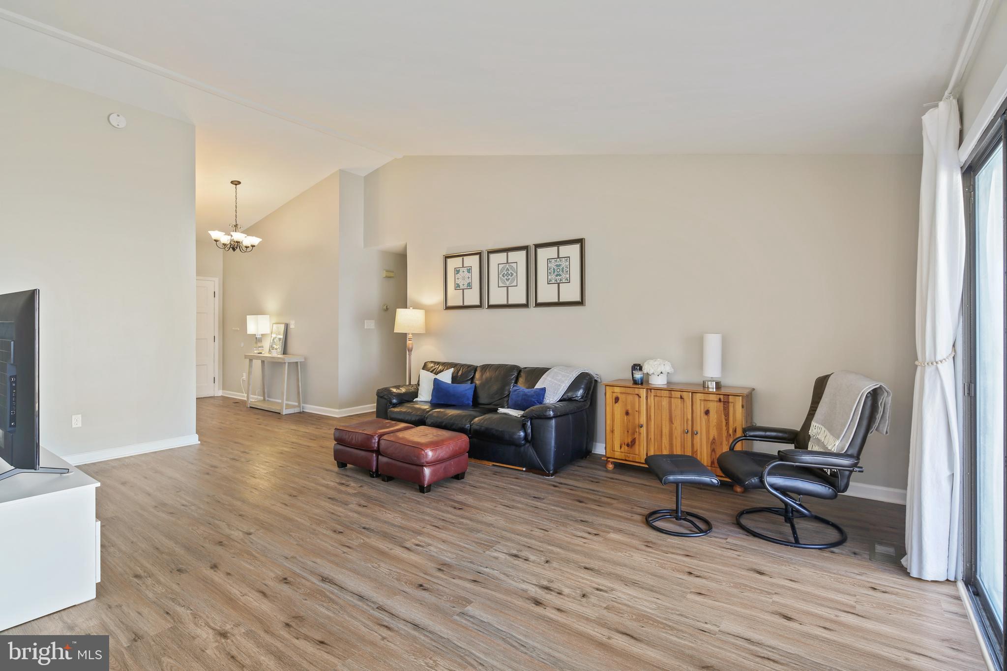 VILLAGE OF LONG REACH - Residential