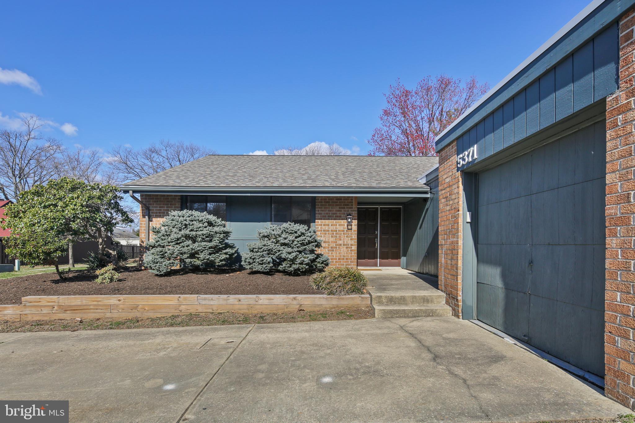 VILLAGE OF LONG REACH - Residential