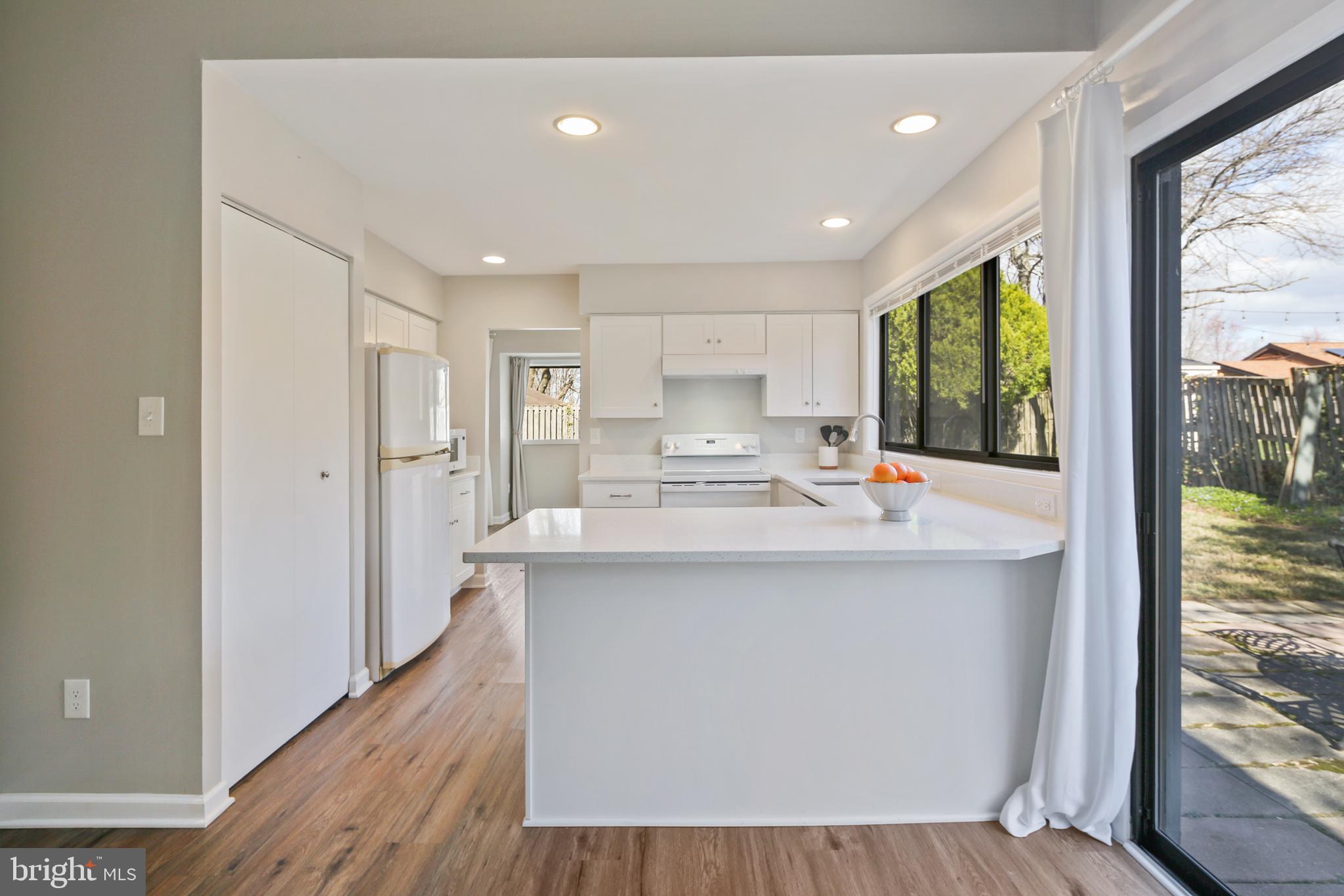 VILLAGE OF LONG REACH - Residential