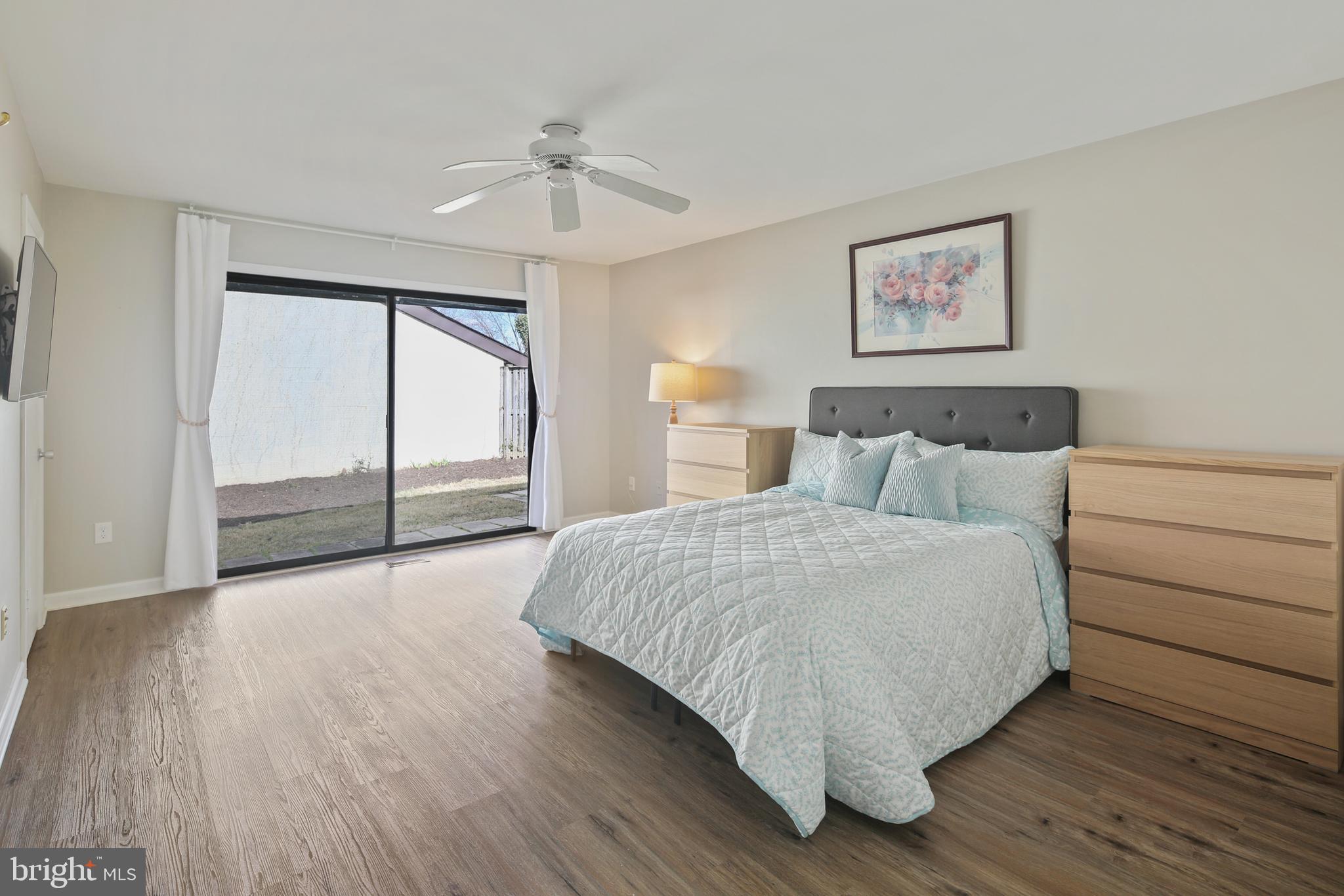 VILLAGE OF LONG REACH - Residential