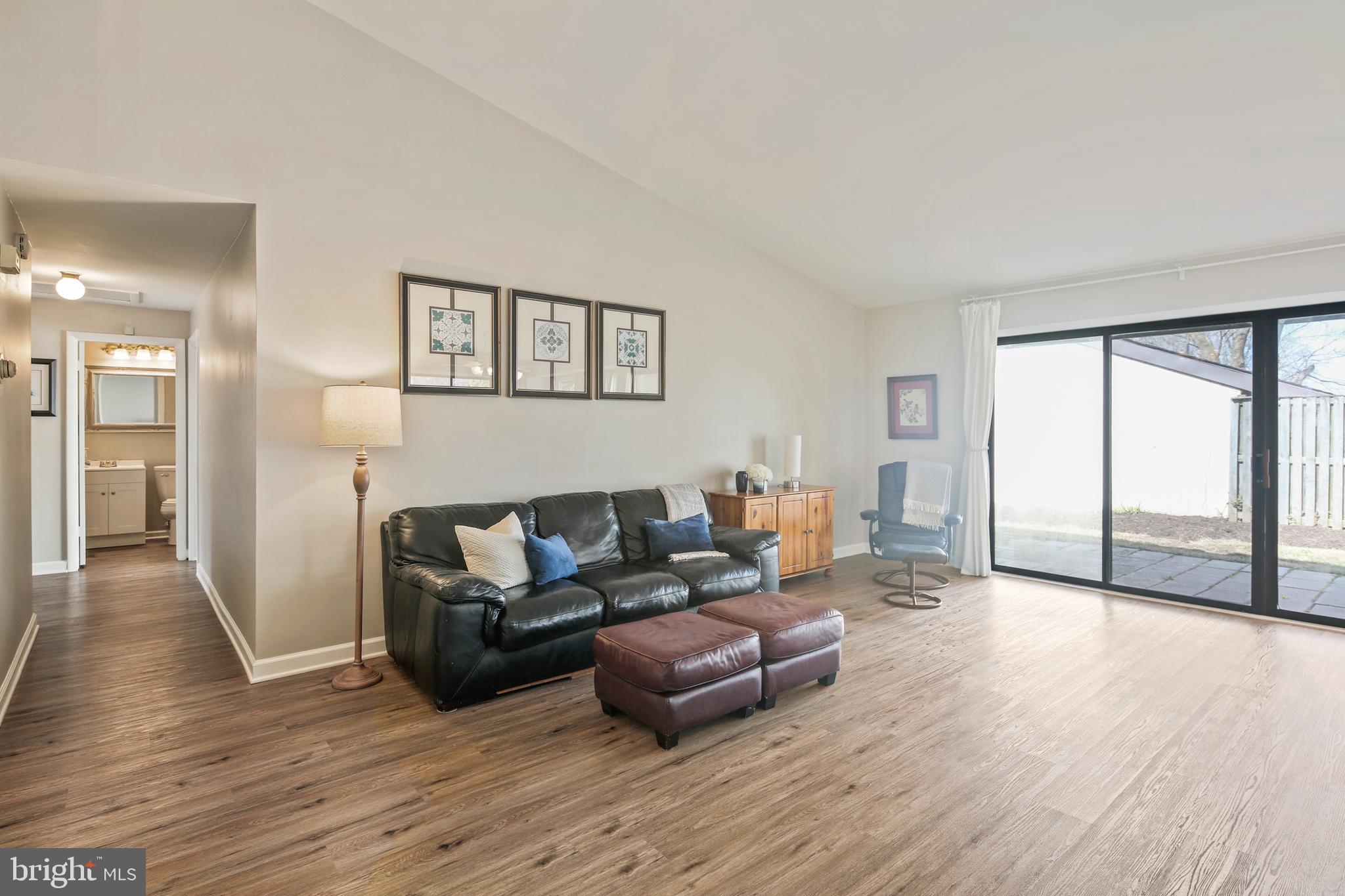 VILLAGE OF LONG REACH - Residential