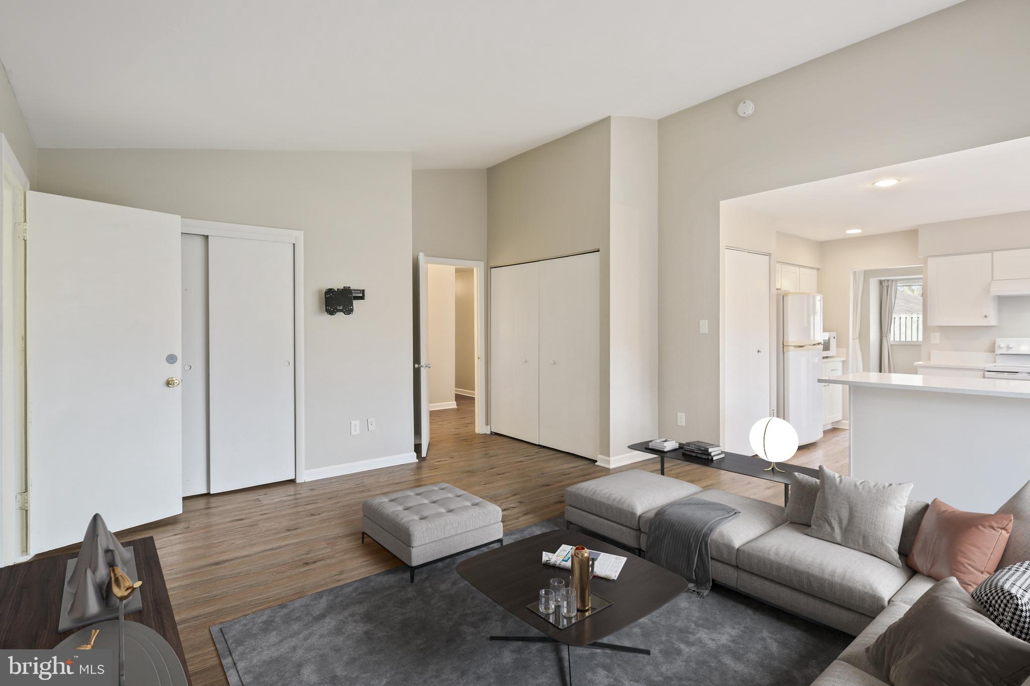 VILLAGE OF LONG REACH - Residential