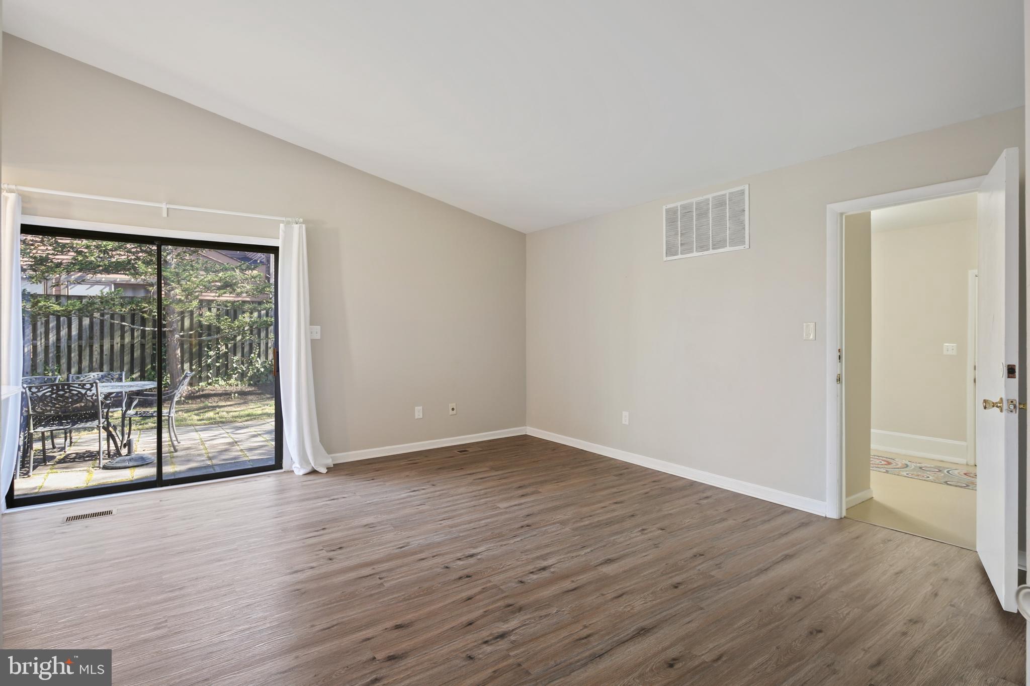 VILLAGE OF LONG REACH - Residential