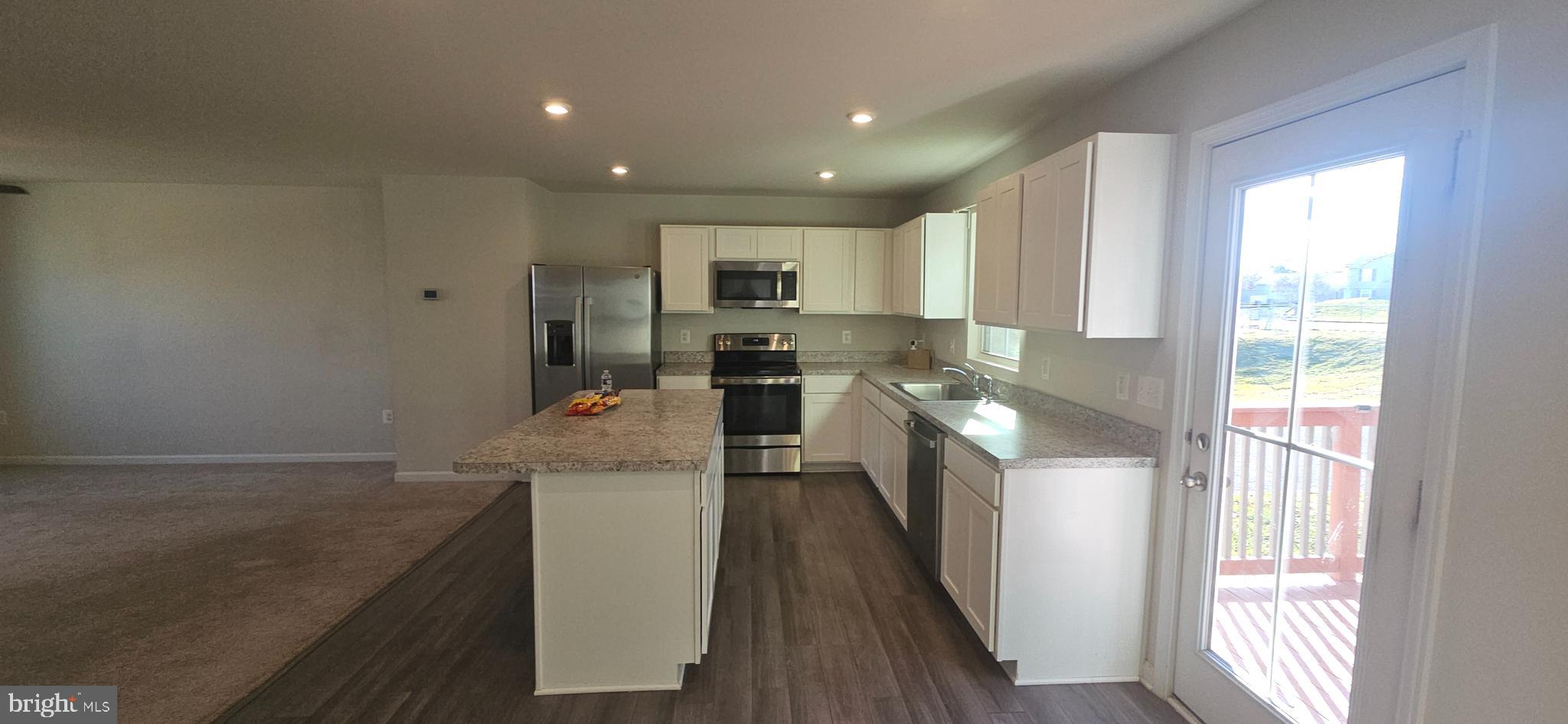 THE VILLAGE AT MIDDLETOWN - Residential