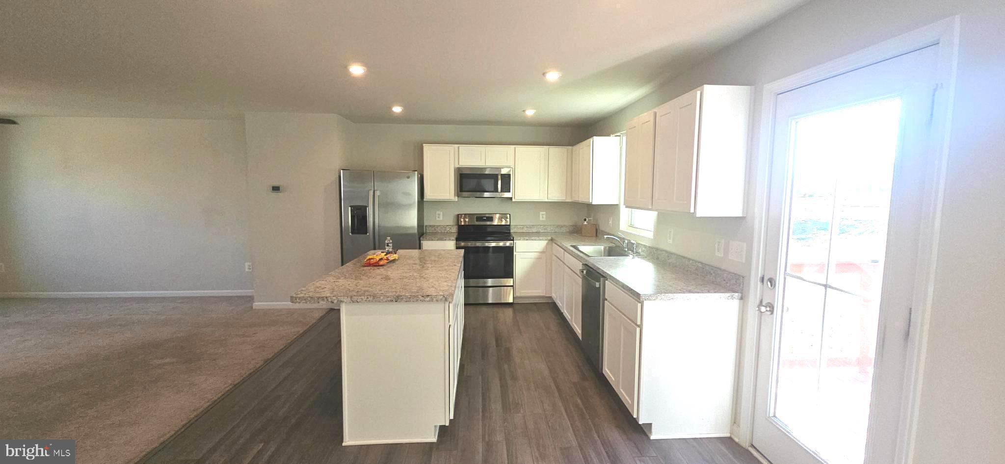 THE VILLAGE AT MIDDLETOWN - Residential