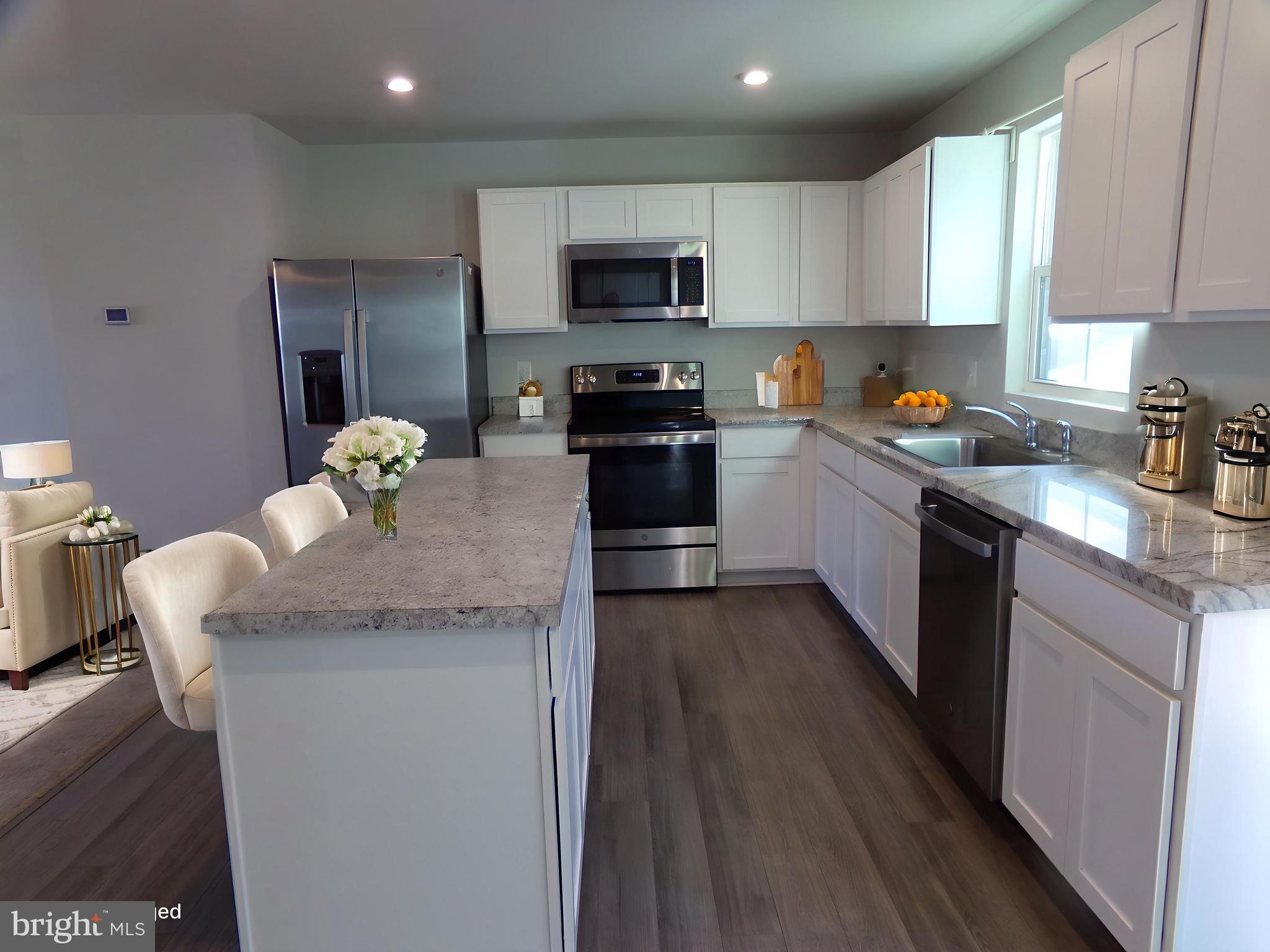 THE VILLAGE AT MIDDLETOWN - Residential