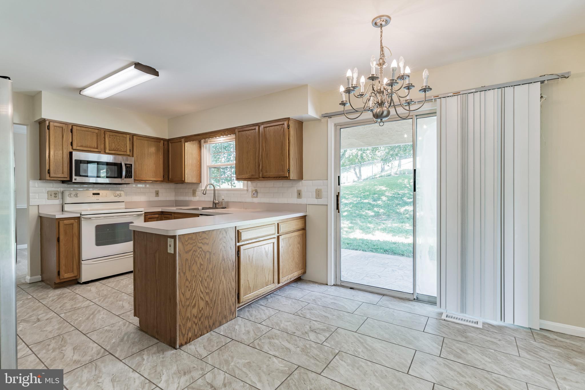 COOL SPRING MEADOWS - Residential