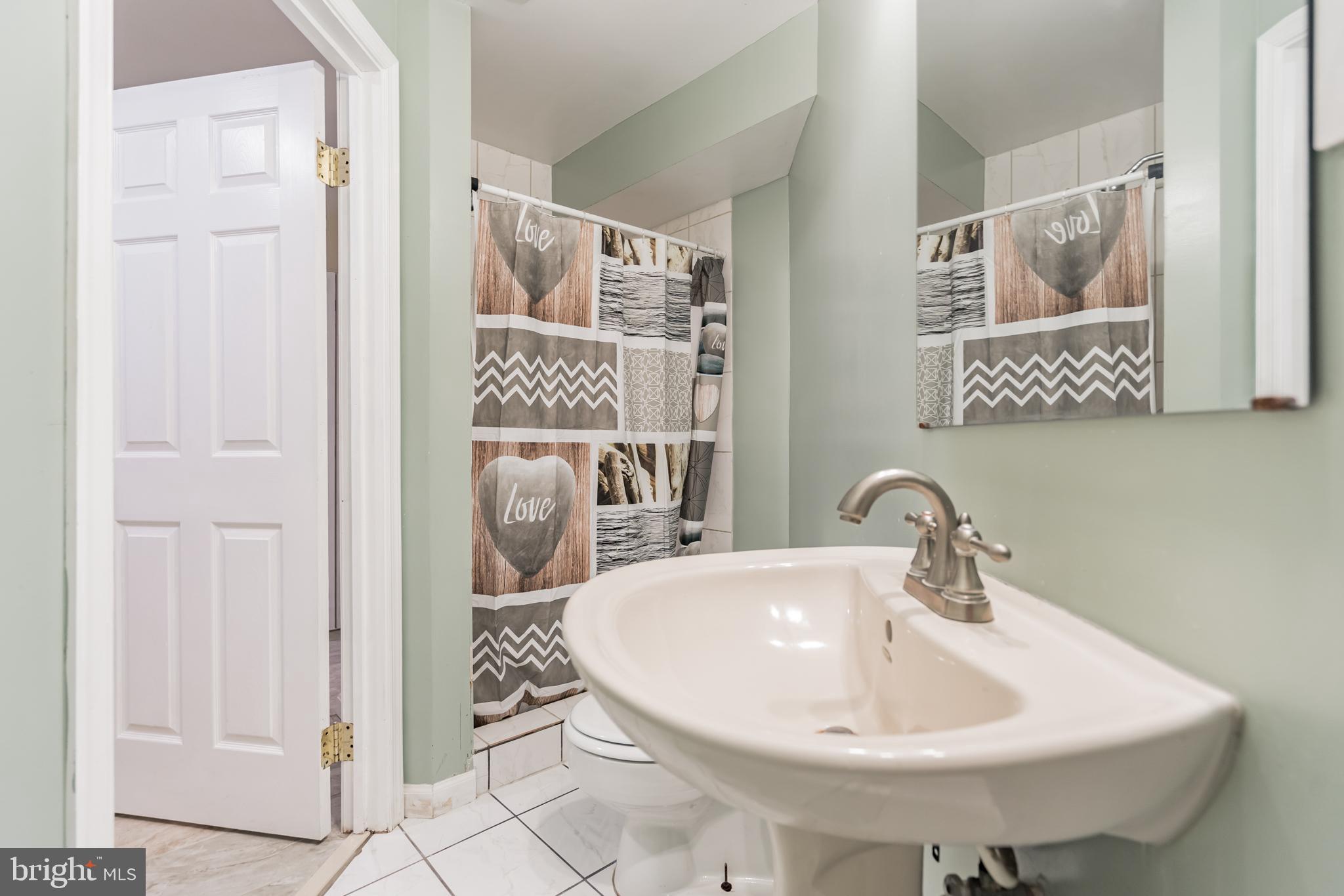 COOL SPRING MEADOWS - Residential