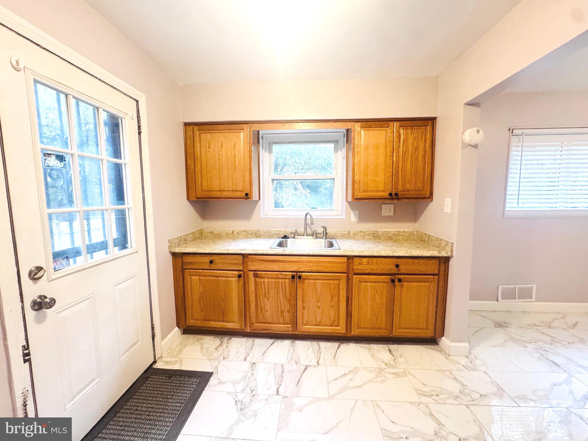 SOUTH CHEVERLY FOREST - Residential Lease