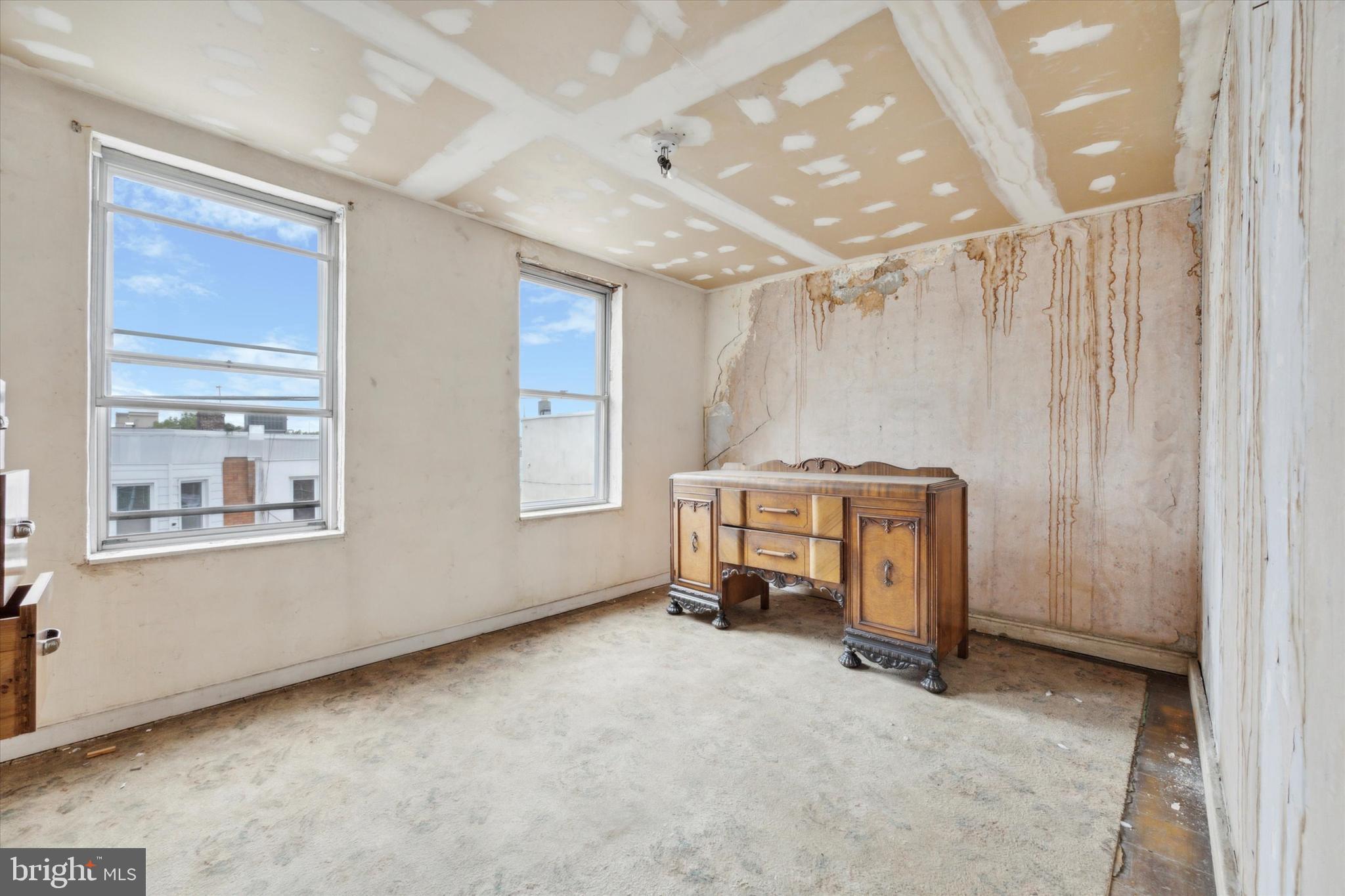 PORT RICHMOND - Residential