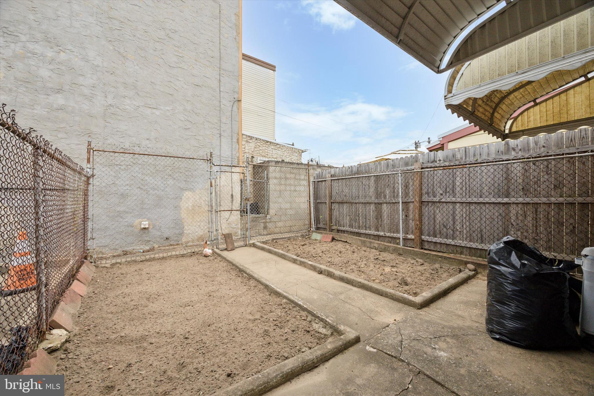 PORT RICHMOND - Residential