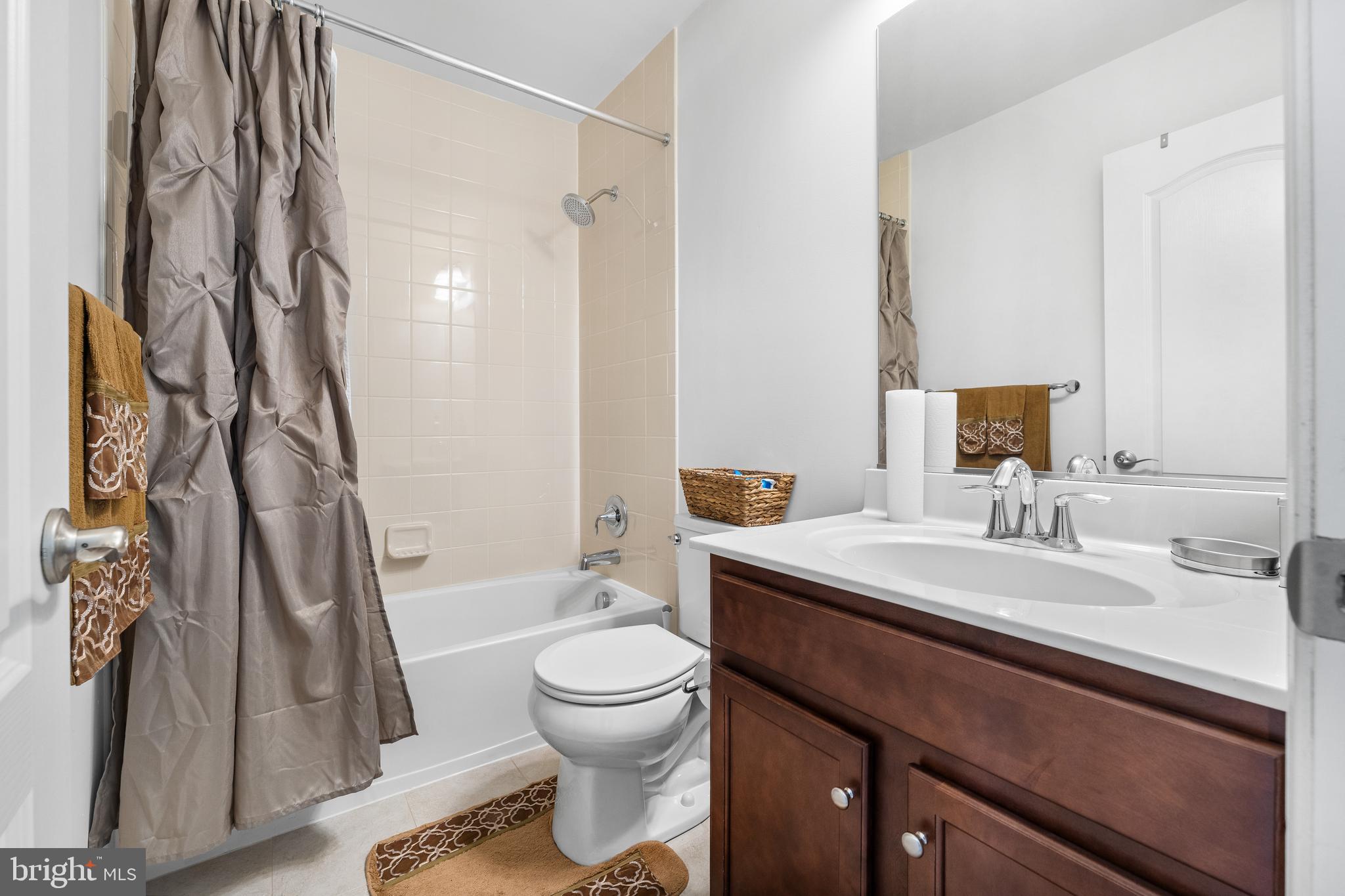 BALLARD GARDENS - Residential