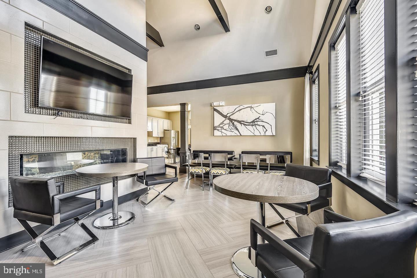 BALLARD GARDENS - Residential