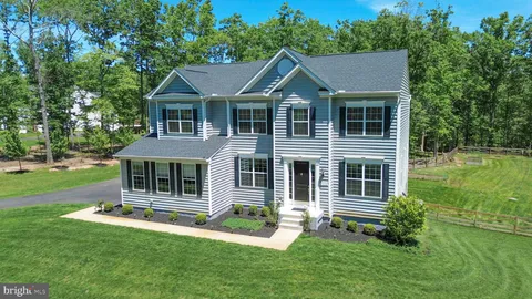 8525 Laroque Run Drive, Fredericksburg, VA MLS: VASP2032774
